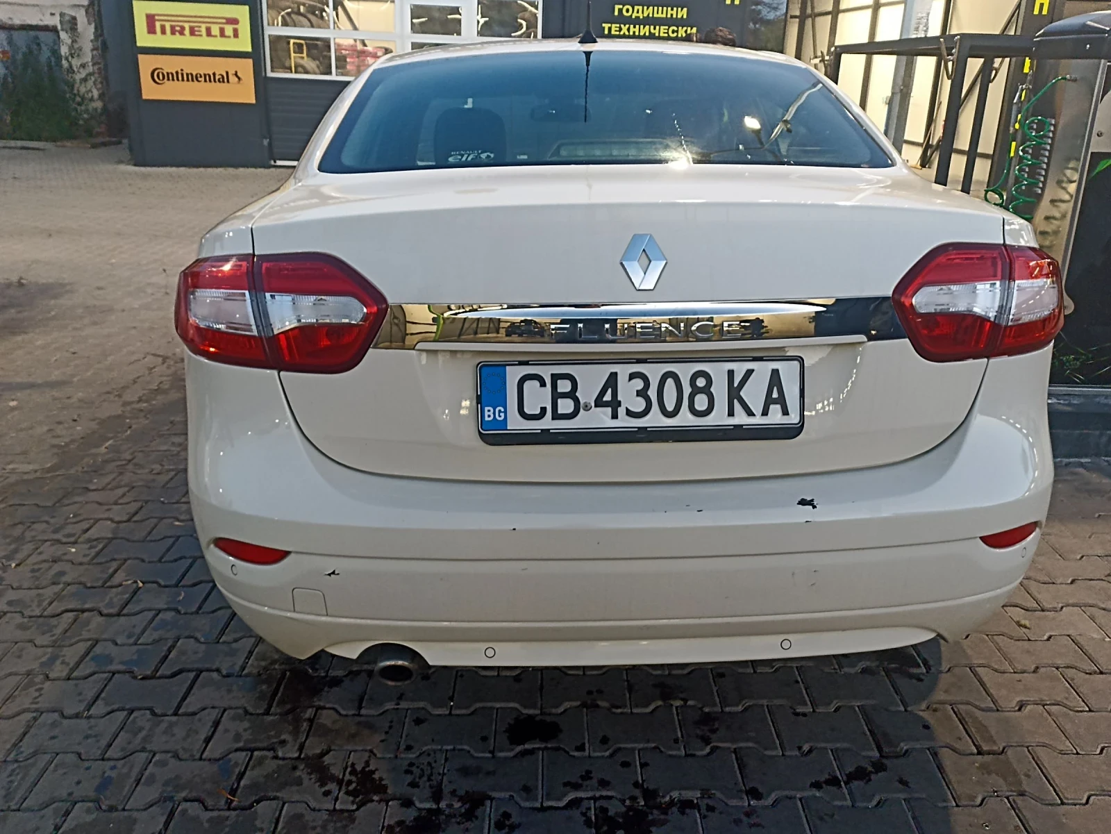 Renault Fluence 1.5 - изображение 4