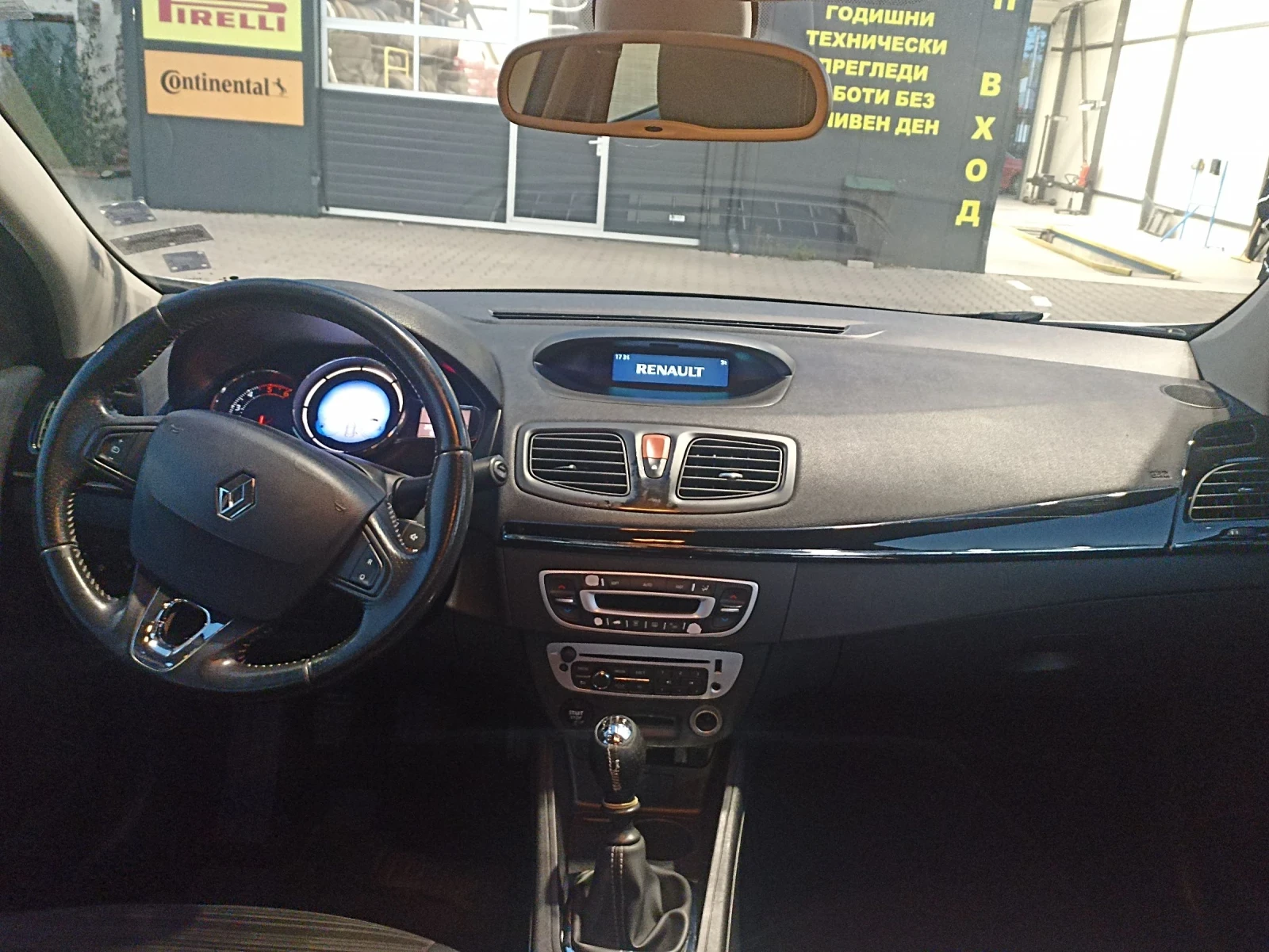 Renault Fluence 1.5 - изображение 6