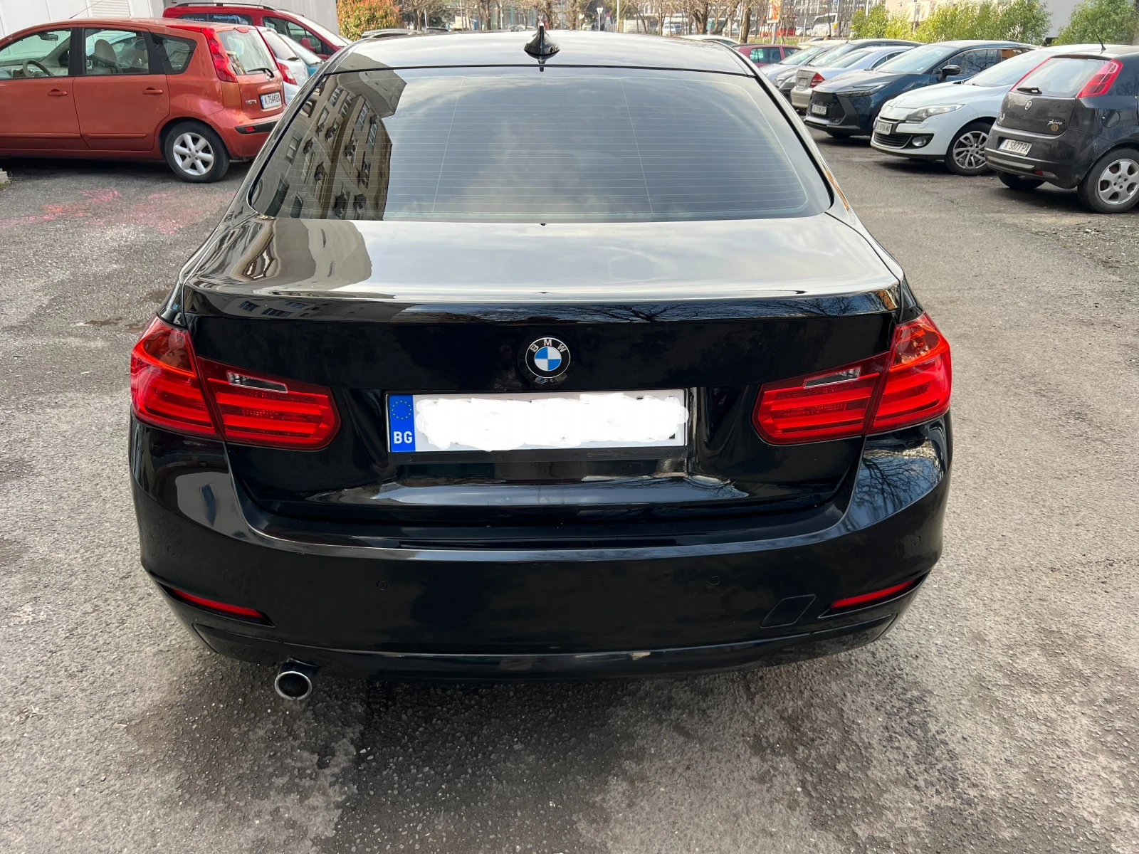 BMW 320 D Exclusive Sport , снимка 6 - Автомобили и джипове - 54046038