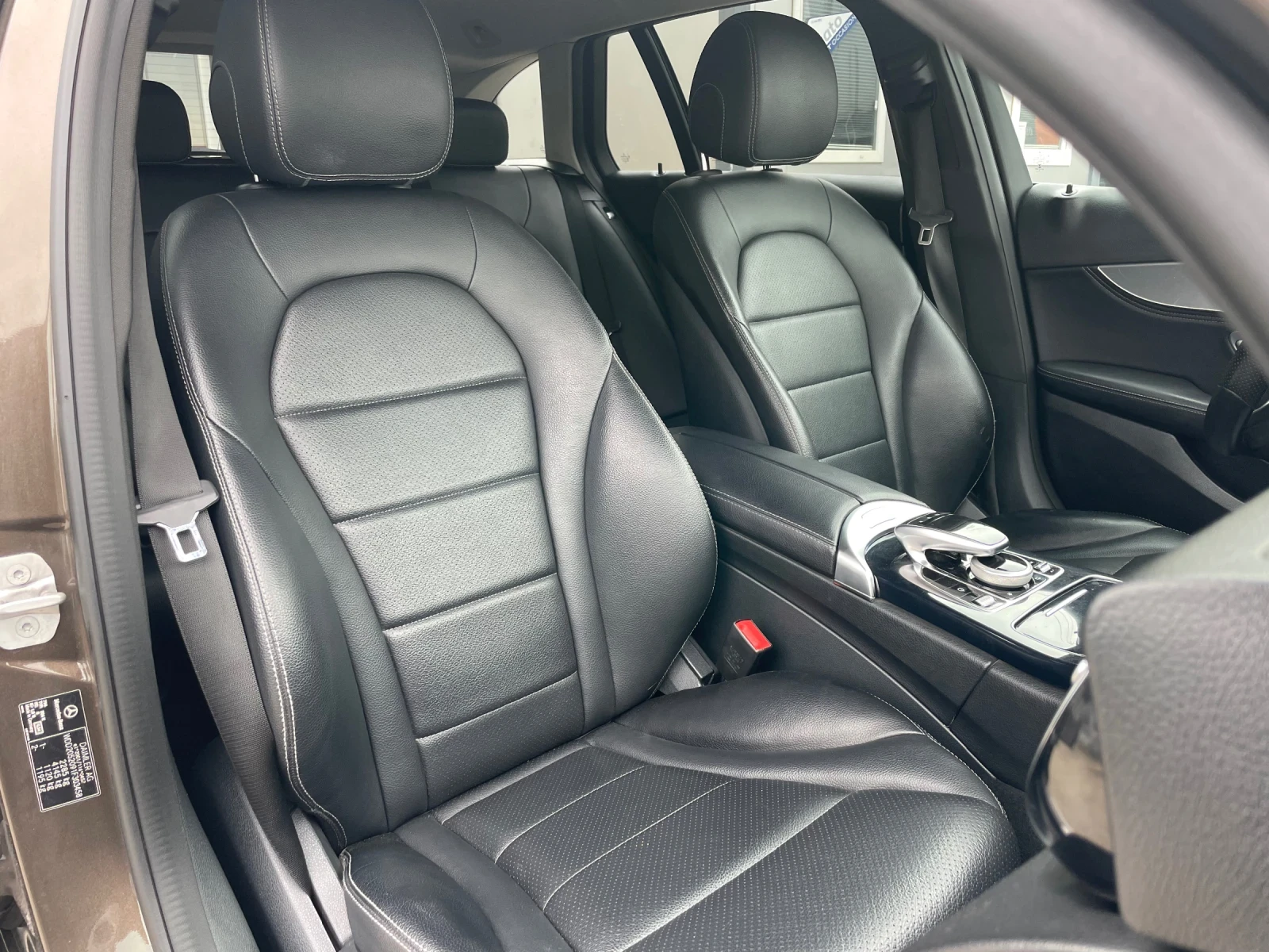 Mercedes-Benz C 250 4matic head -up  автоматик Швейцария, снимка 10 - Автомобили и джипове - 54068640