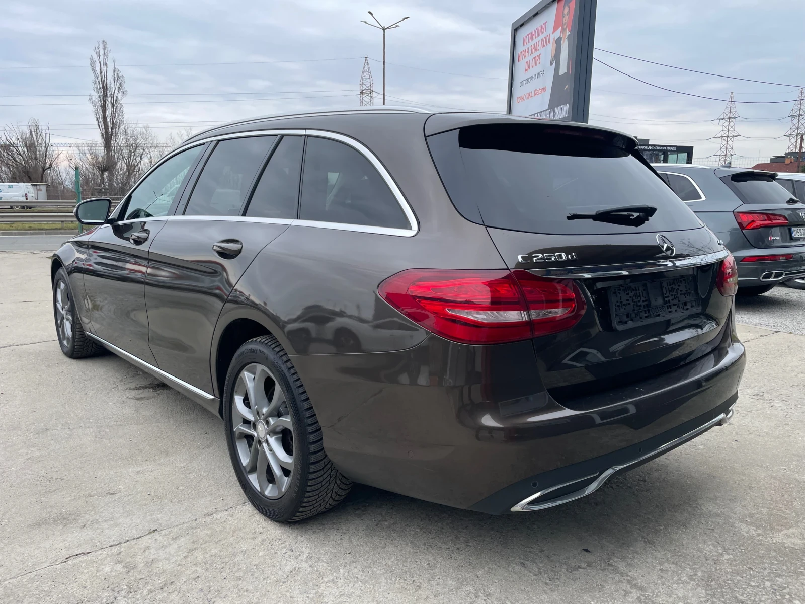 Mercedes-Benz C 250 4matic head -up  автоматик Швейцария, снимка 3 - Автомобили и джипове - 54068640