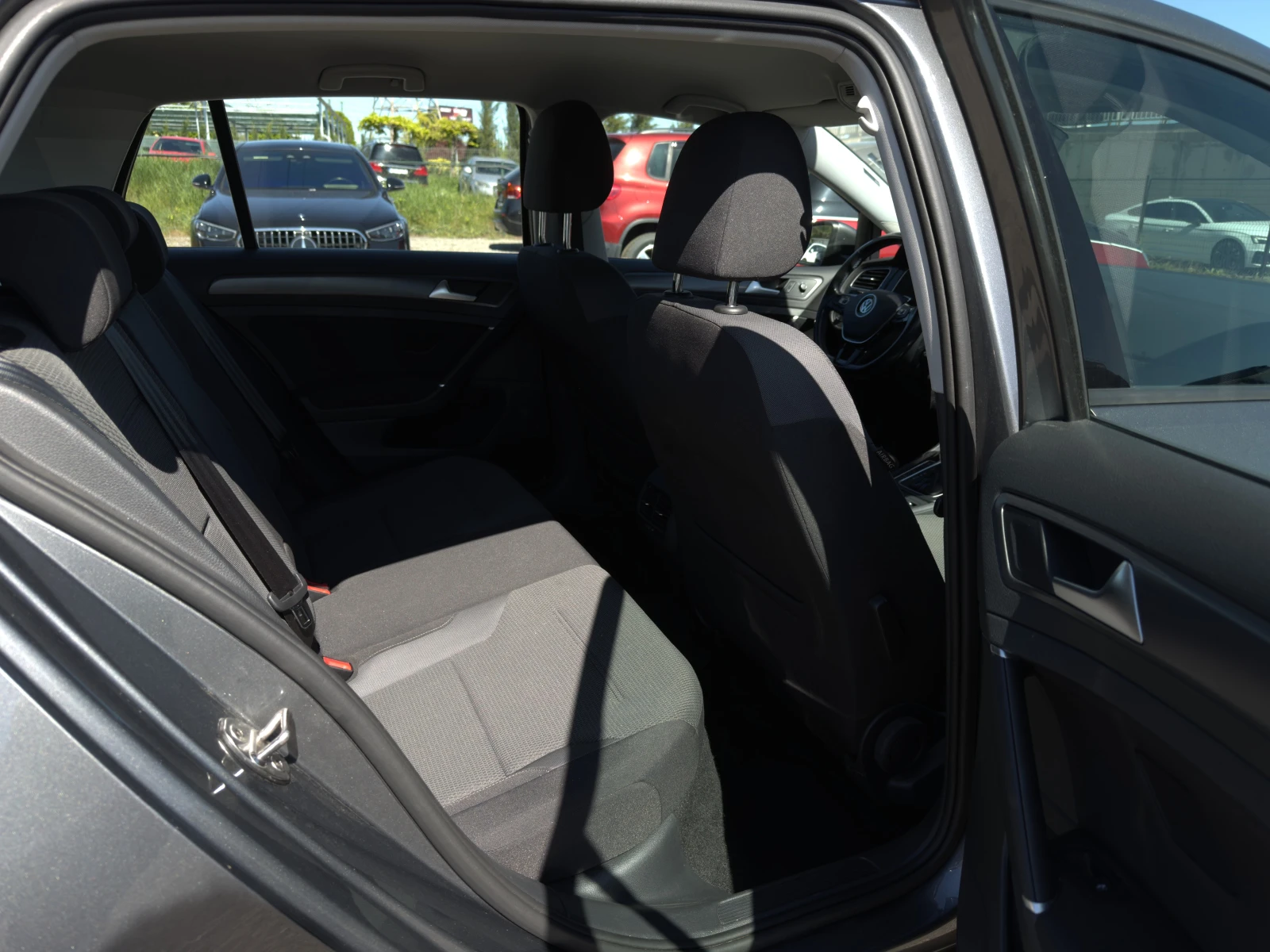 VW Golf | Mobile.bg � ����������� 10