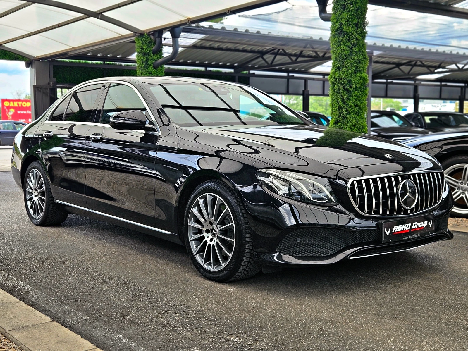 Mercedes-Benz E 200 AMG/DISTRON/CAMERA/�������/CAR PLAY/AMBIENT/LIZING | Mobile.bg � ����������� 3
