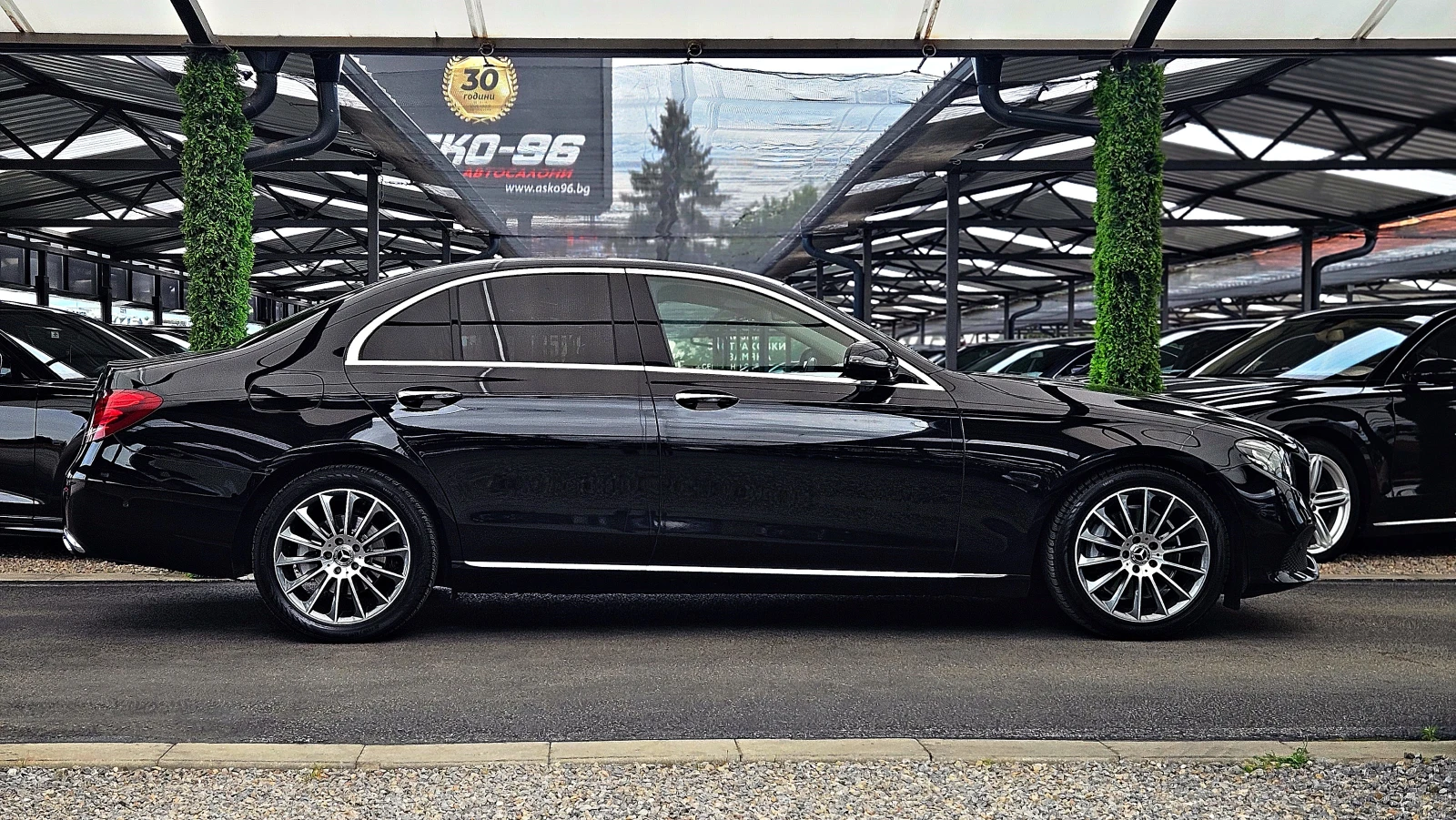 Mercedes-Benz E 200 AMG/DISTRON/CAMERA/�������/CAR PLAY/AMBIENT/LIZING | Mobile.bg � ����������� 4