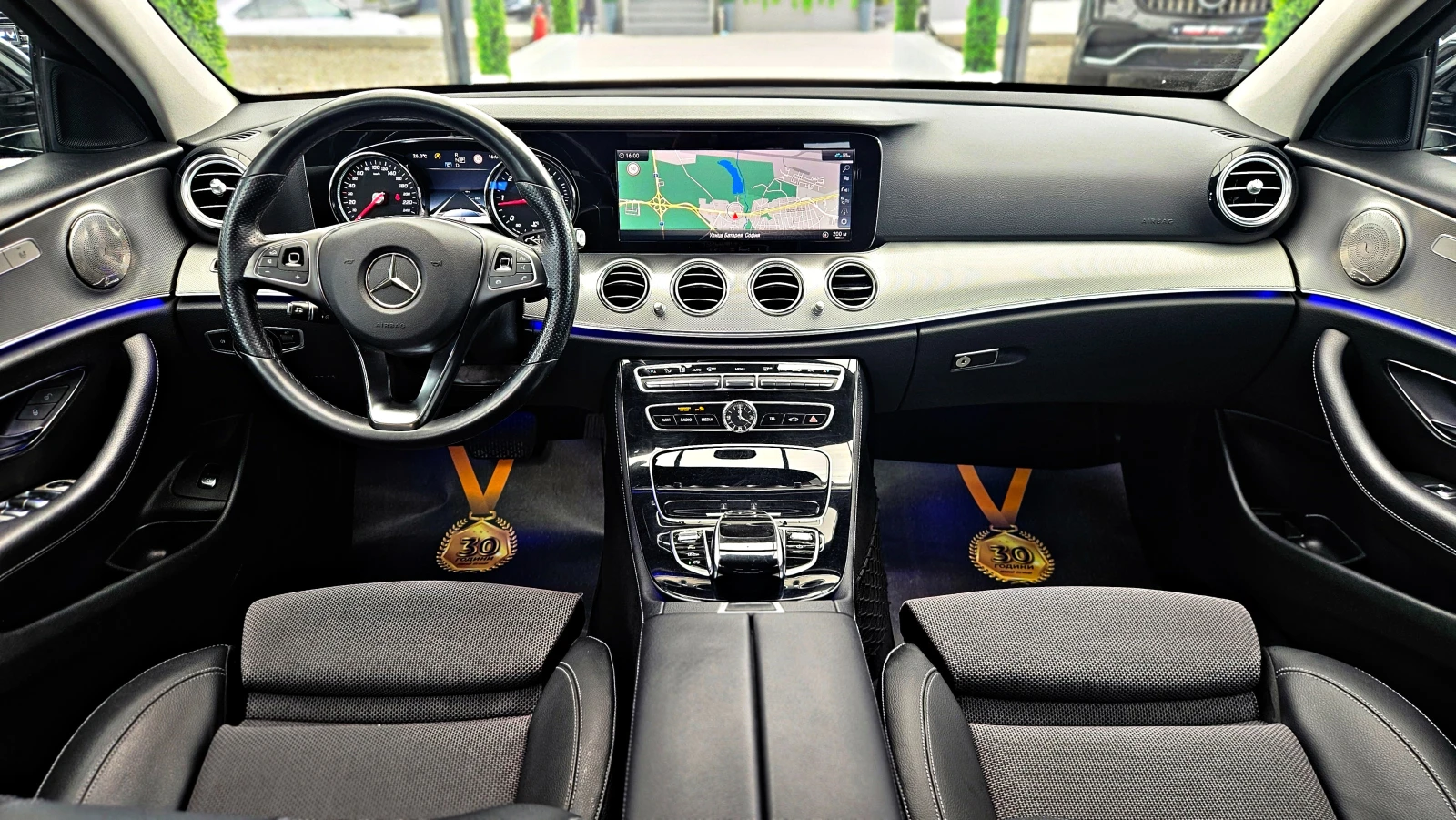Mercedes-Benz E 200 AMG/DISTRON/CAMERA/�������/CAR PLAY/AMBIENT/LIZING | Mobile.bg � ����������� 9