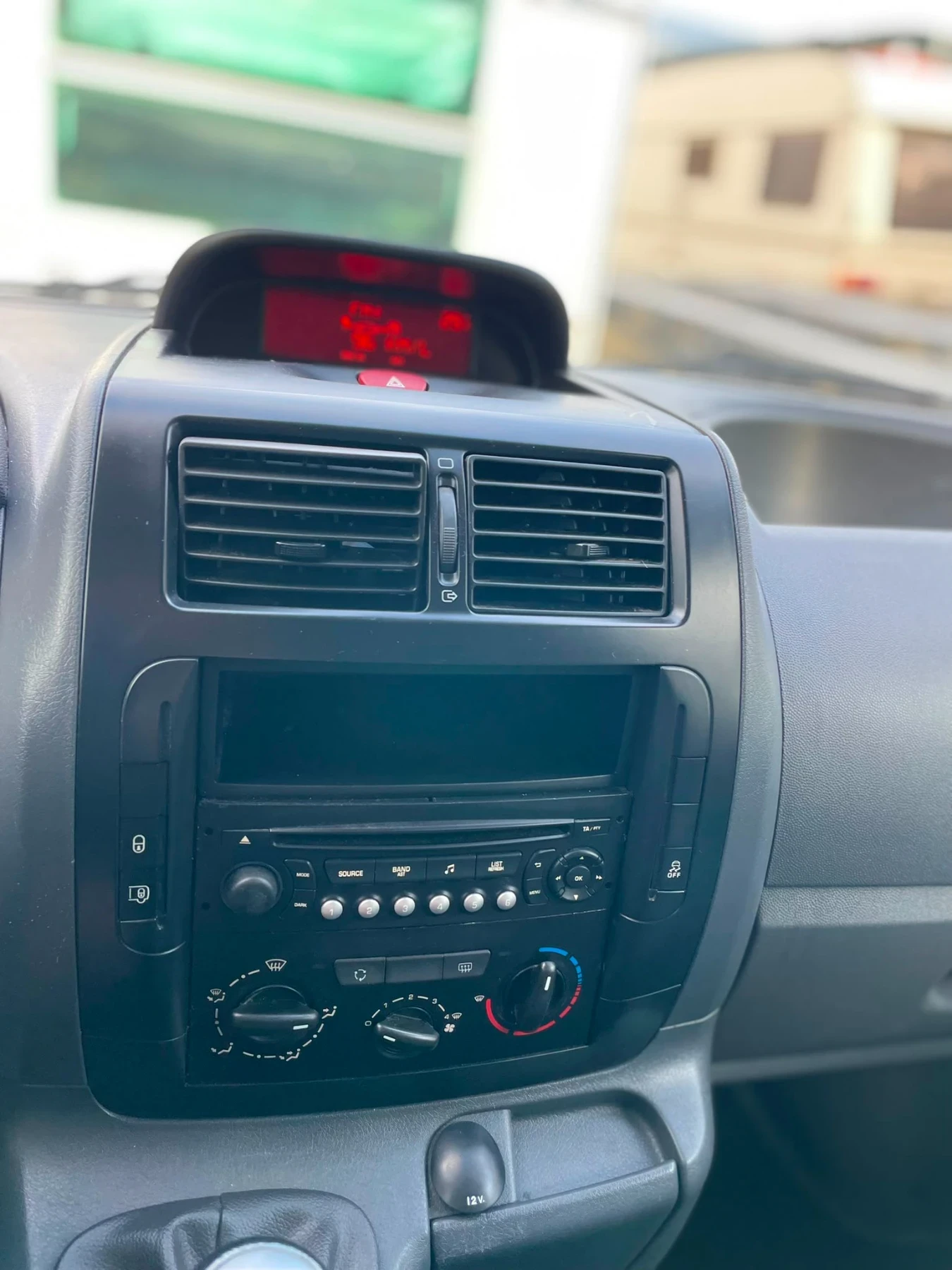 Peugeot Expert, снимка 6 - Автомобили и джипове - 55220316