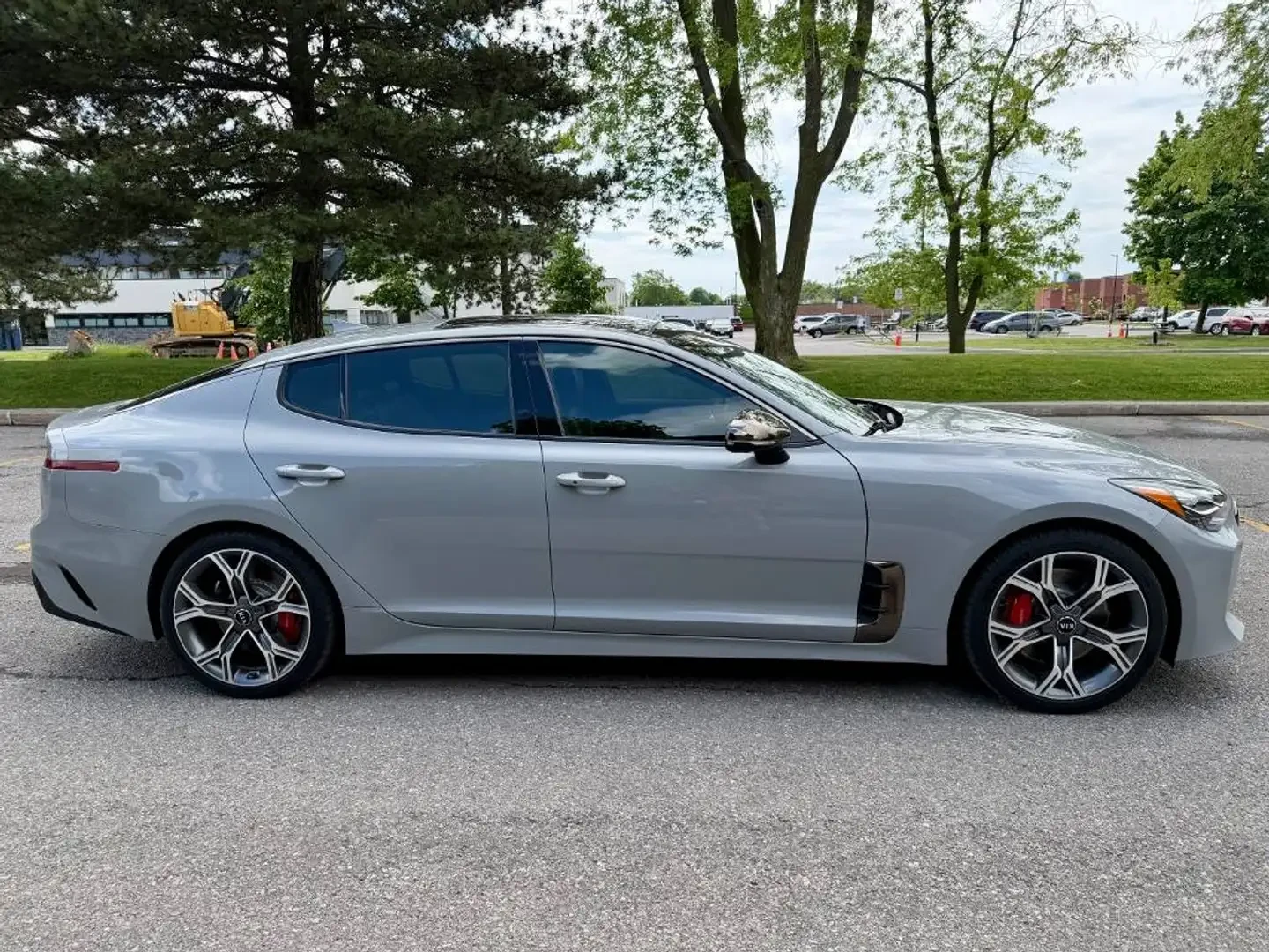 Kia Stinger GT2 LIMITED| HUD| ОБДУХ| DISS| 2 КЛЮЧА| , снимка 4 - Автомобили и джипове - 55340164