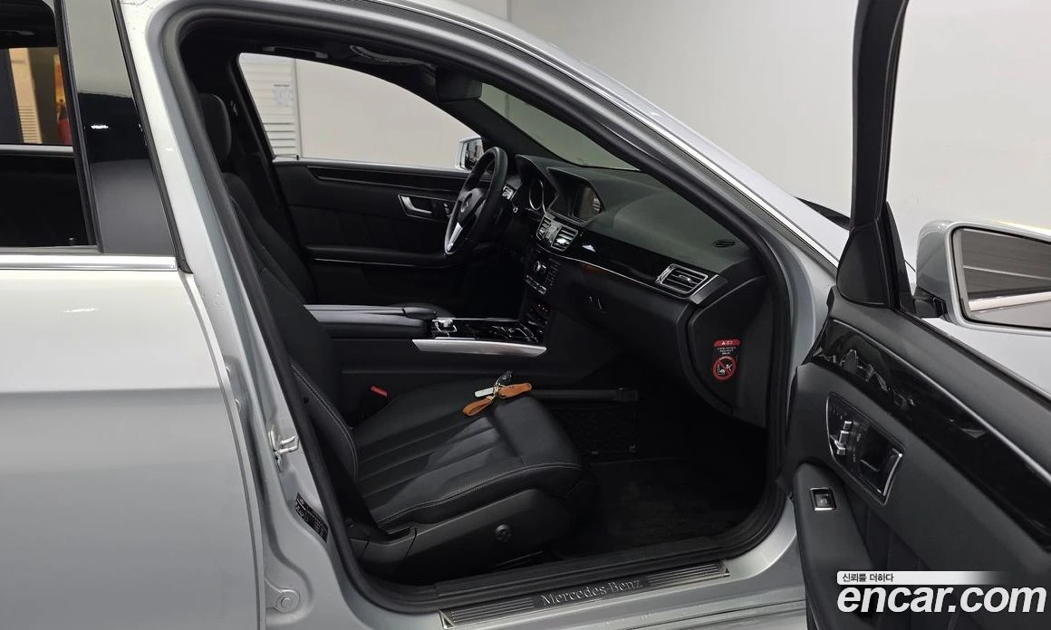 Mercedes-Benz E 300 E300 Avangard, снимка 11 - Автомобили и джипове - 55685027