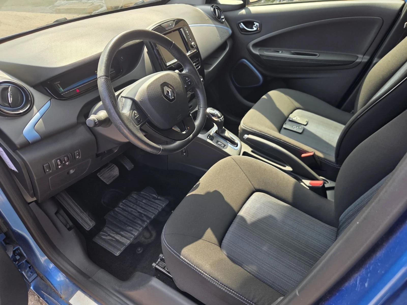 Renault Zoe ZOE 41kw, снимка 8 - Автомобили и джипове - 55792411