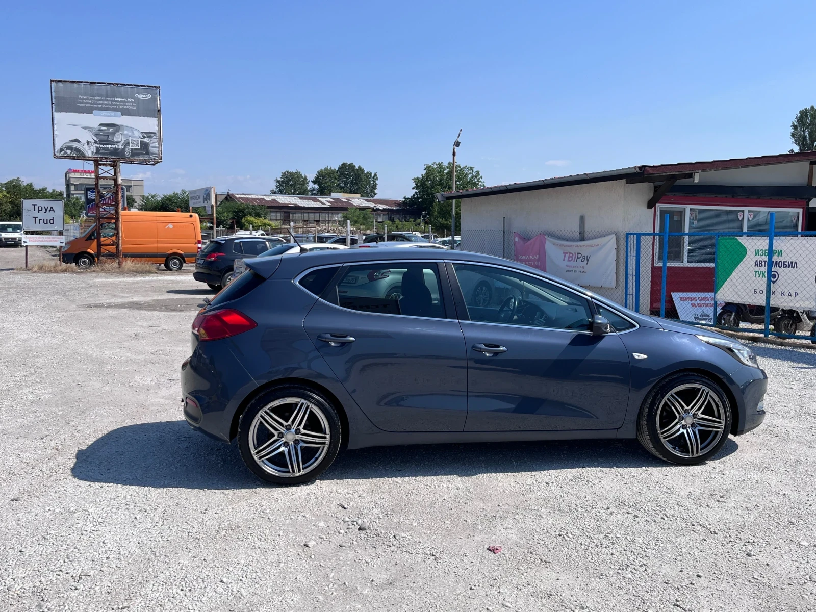 Kia Ceed, снимка 7 - Автомобили и джипове - 55890072