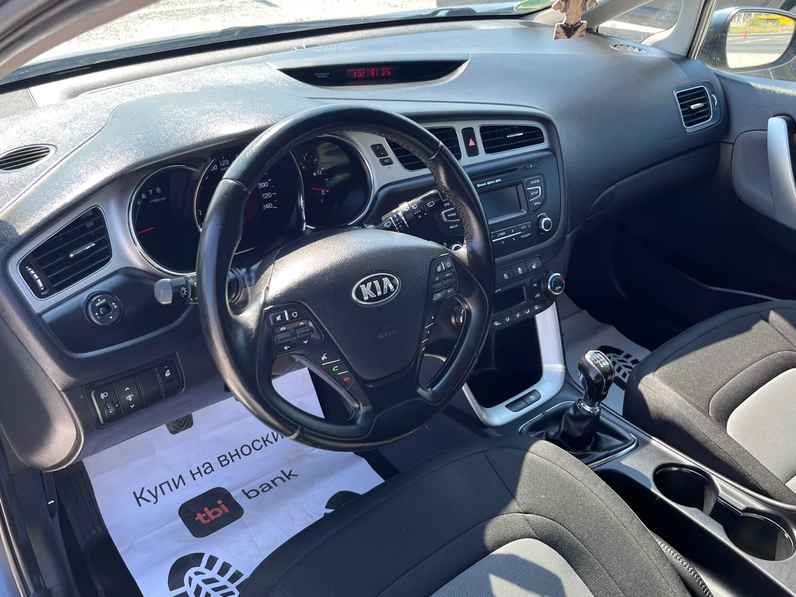 Kia Ceed, снимка 12 - Автомобили и джипове - 55890072