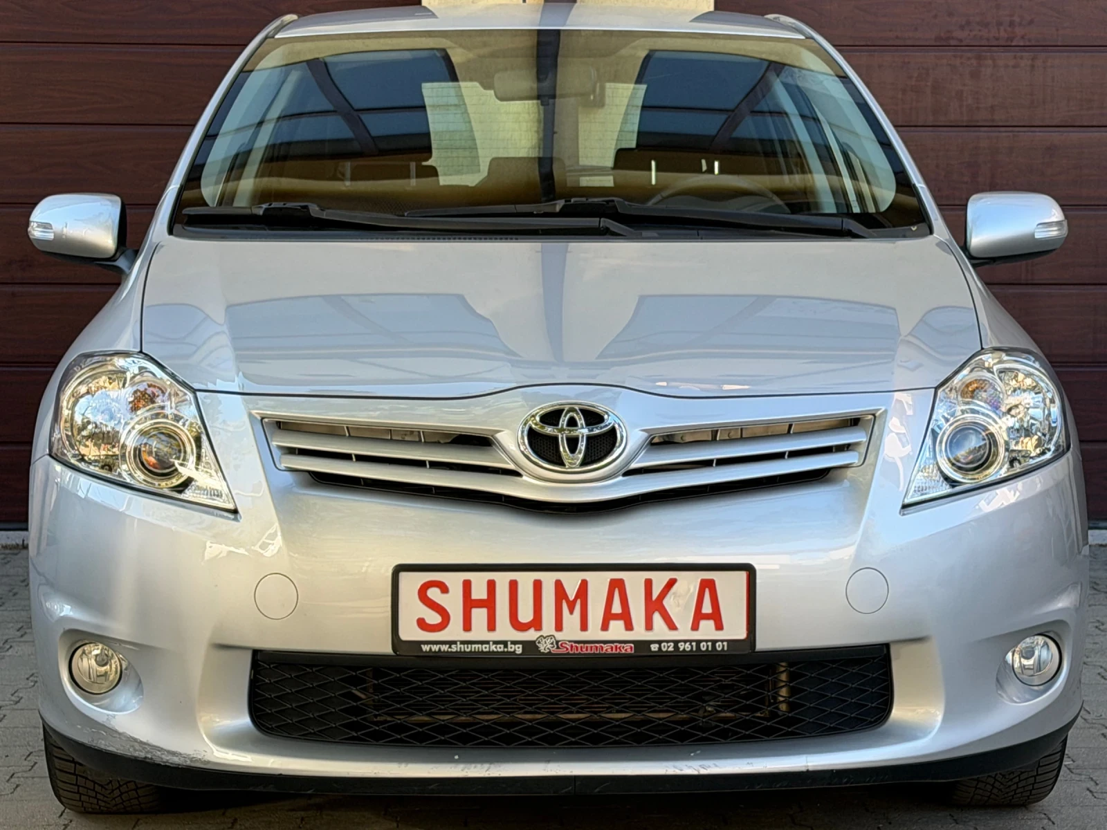 Toyota Auris 1.6vvt-i-132ps-53хил.км!