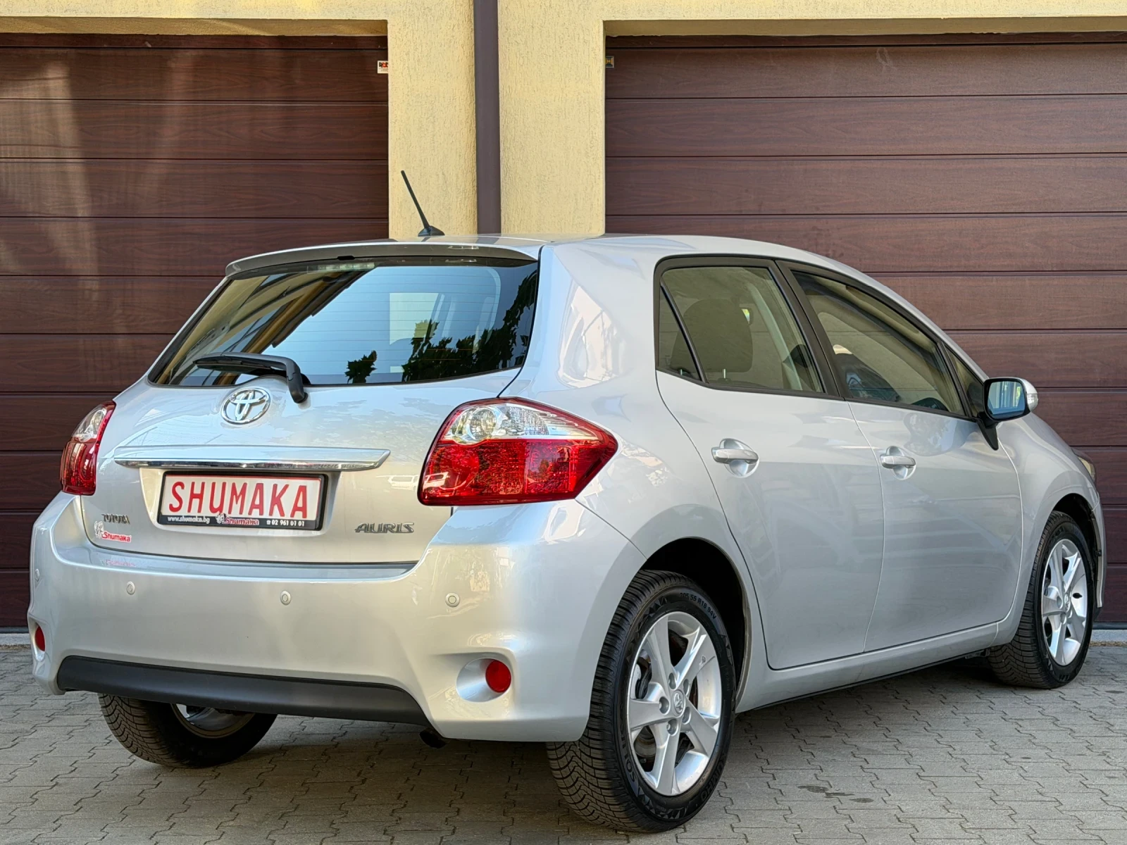 Toyota Auris 1.6vvt-i-132ps-53хил.км!, снимка 4 - Автомобили и джипове - 56121628