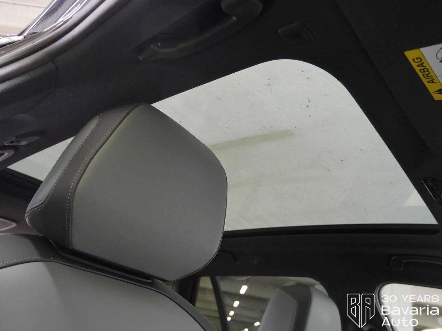 BMW i5 M60 xDrive Touring, снимка 8 - Автомобили и джипове - 56632843