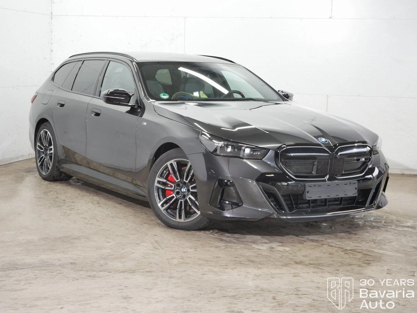 BMW i5 M60 xDrive Touring, снимка 4 - Автомобили и джипове - 56632843