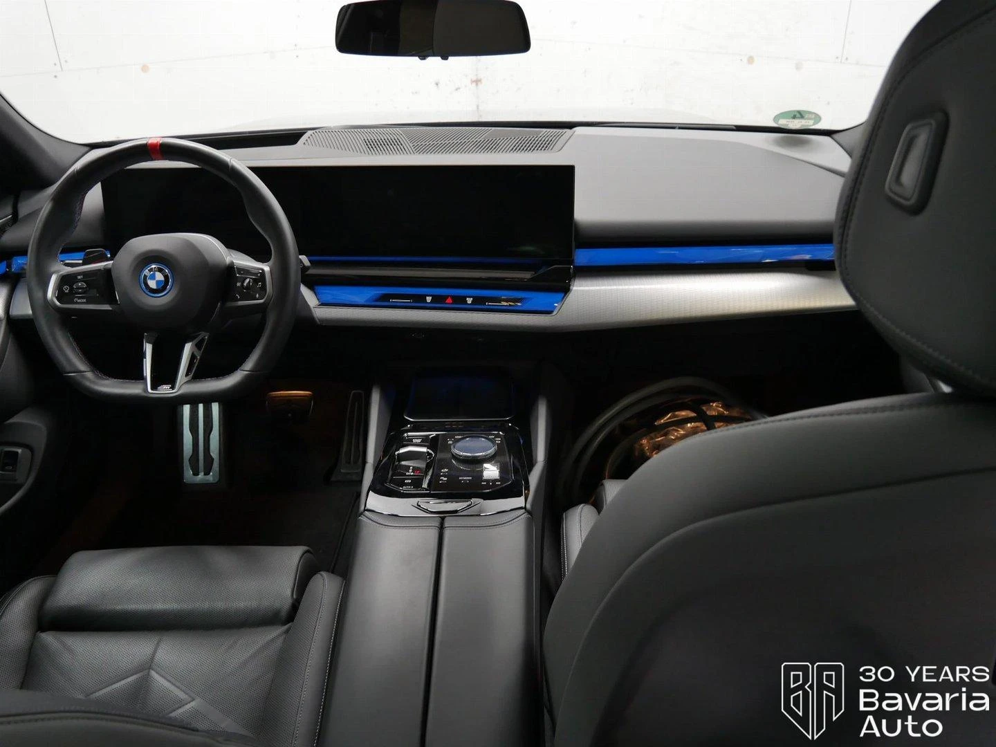 BMW i5 M60 xDrive Touring, снимка 5 - Автомобили и джипове - 56632843