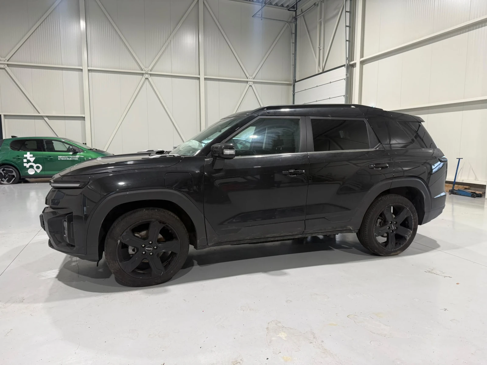 KGM Torres BLACK EDITION - 80, 6KWh, снимка 2 - Автомобили и джипове - 56730066