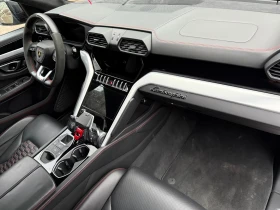 Lamborghini Urus V8* CARBON CERAMIC* AKRAPOVIC* SOFTCL* B&O* HUP* D, снимка 14