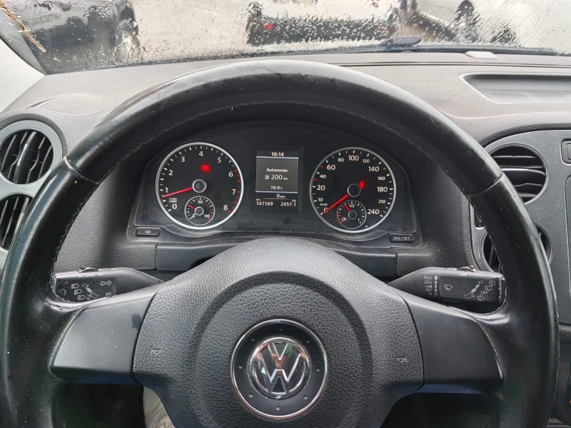 VW Tiguan TSI 4Motion Highline, снимка 9 - Автомобили и джипове - 48058801