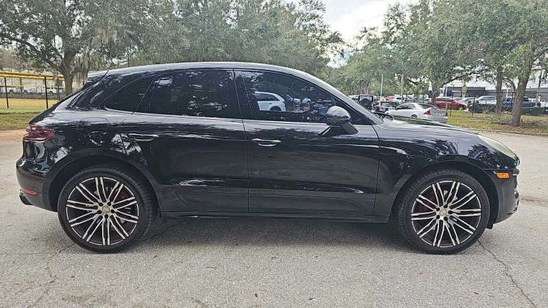 Porsche Macan Turbo, снимка 12 - Автомобили и джипове - 48360513