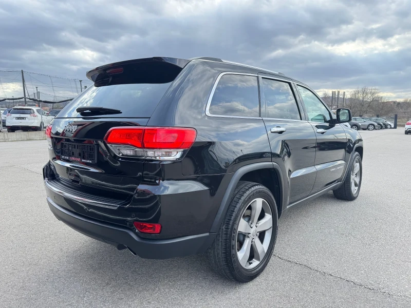 Jeep Grand cherokee 3.0D-OVERLAND-AWD-KEYLESS-CAMERA-ПОДГРЕВИ-ТОП, снимка 4 - Автомобили и джипове - 49497444