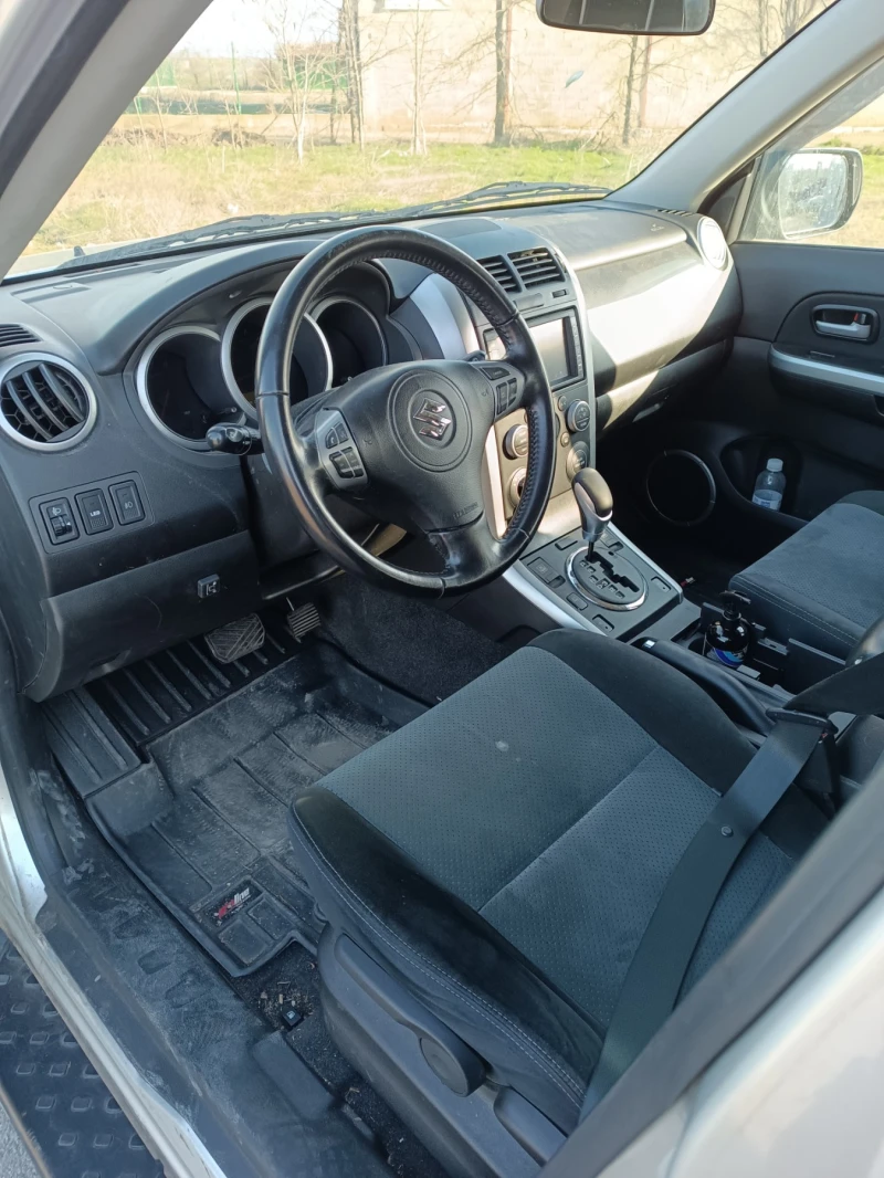 Suzuki Grand vitara, снимка 6 - Автомобили и джипове - 51726330