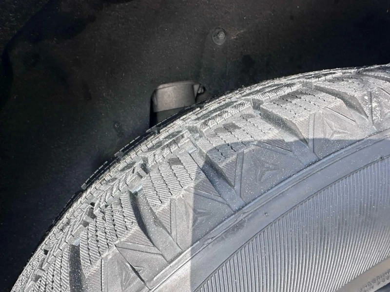 Mercedes-Benz GLC 300 Top* 4Matic* Обслужена* , снимка 11 - Автомобили и джипове - 52656332