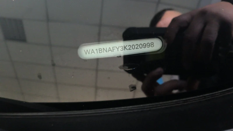 Audi Q5 2.0 TFSI, снимка 13 - Автомобили и джипове - 52848255