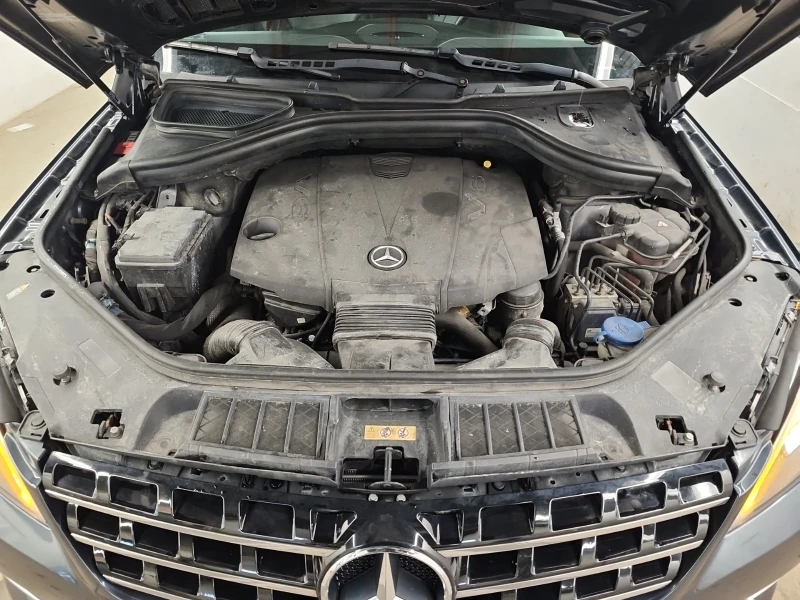 Mercedes-Benz ML 350 4MATIC / ПОДГРЕВИ / ПАНОРАМА / ОТ ПРЕДСТАВИТЕЛСТВО, снимка 17 - Автомобили и джипове - 53497082