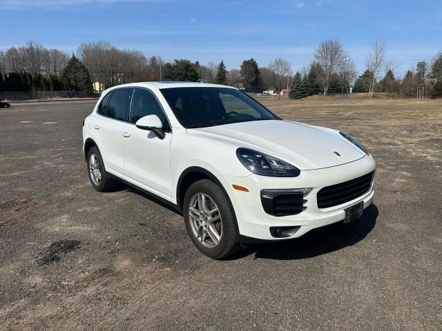 Porsche Cayenne Matrix* 2016* Обдухване* Подгрев* BOSE* Carplay* 3, снимка 3 - Автомобили и джипове - 49586401