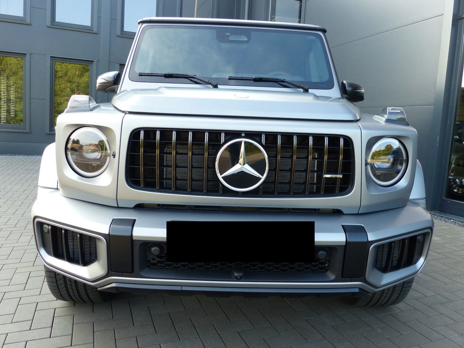 Mercedes-Benz G 63 AMG /FACELIFT/ DESIGNO MAGNO/NIGHT/ BURM/ PERFORMANCE/ - изображение 2