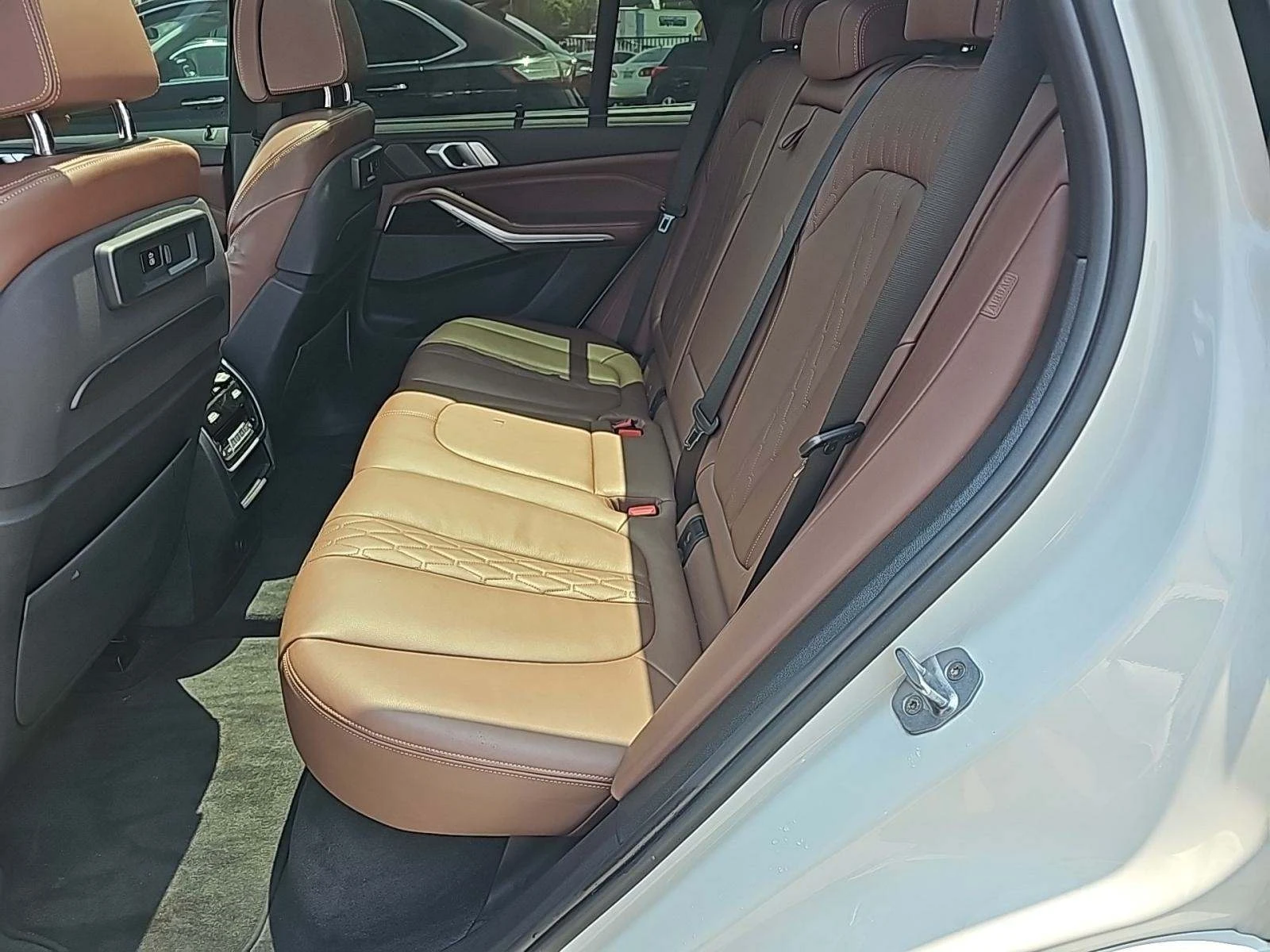 BMW X5 xDrive50i M SPORT LINE* Maсаж* 360* Дистроник* Пан - изображение 8