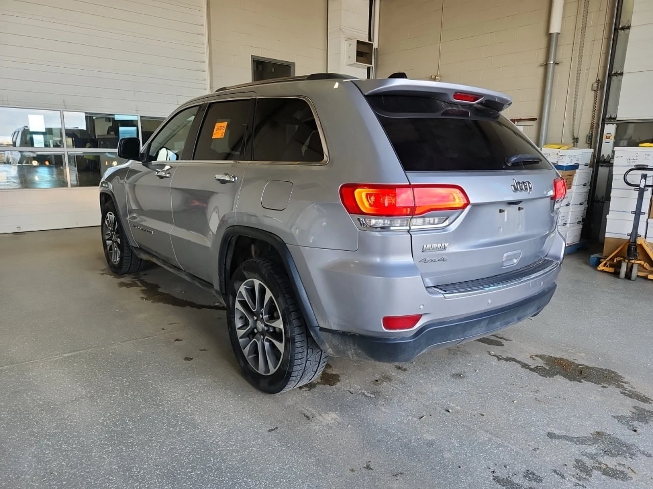 Jeep Grand cherokee AWD * CARFAX * АвтоКредит * Цена до България*  - изображение 4
