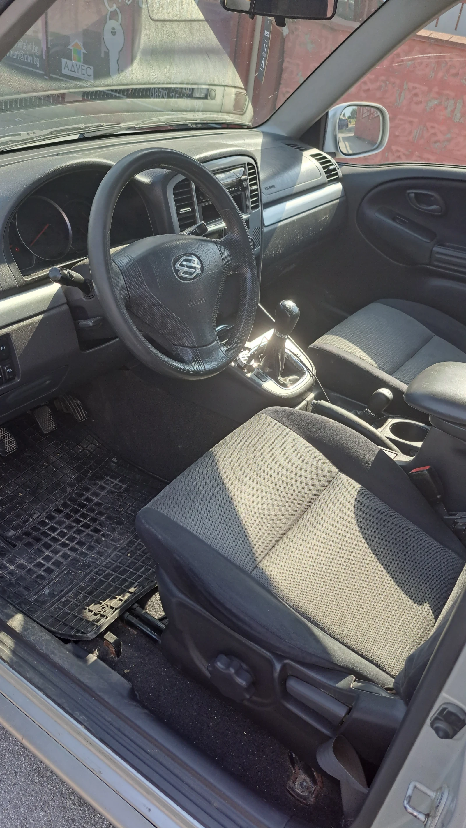 Suzuki Grand vitara 1.6 Газов инжекцион - изображение 7