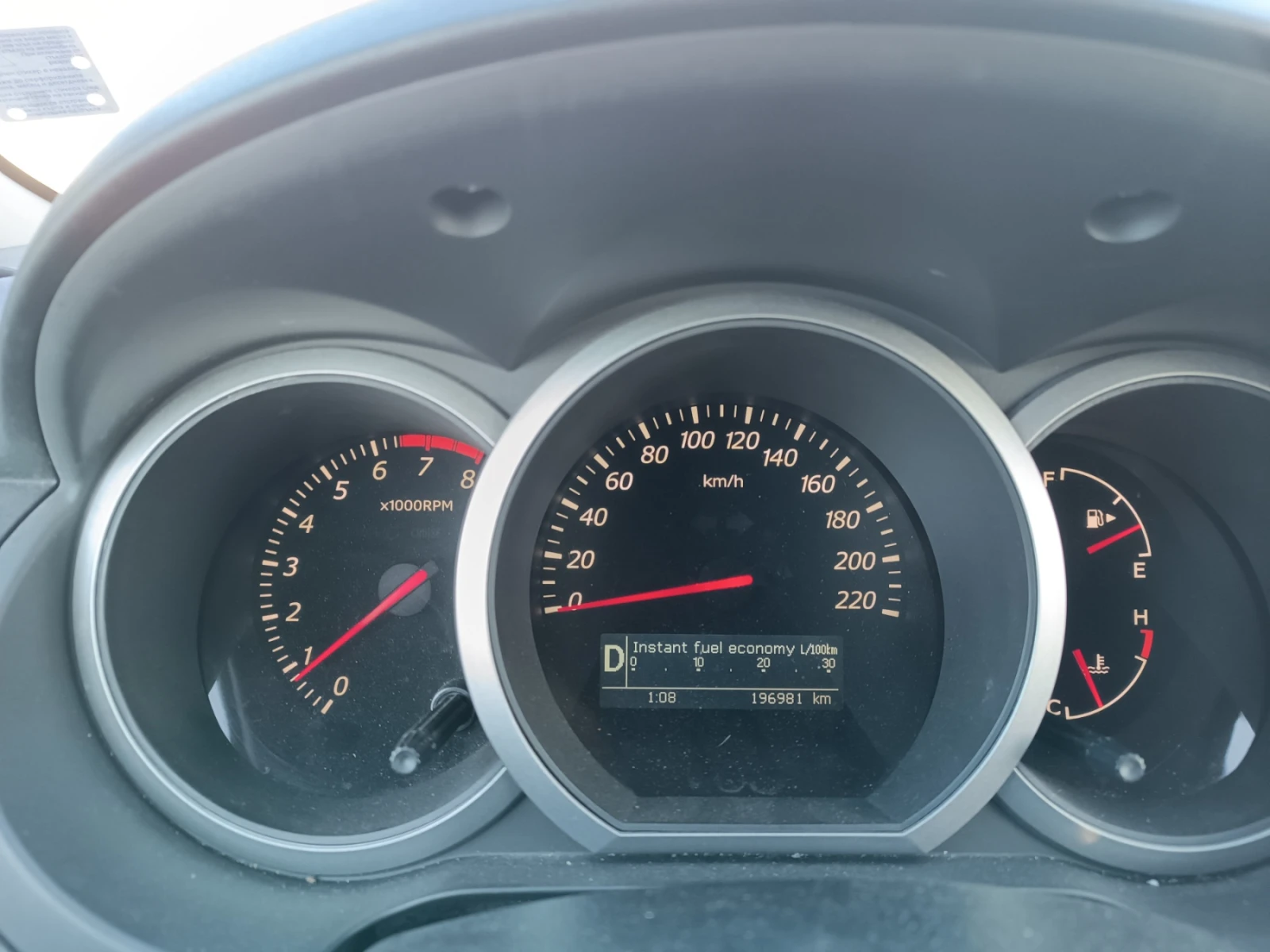 Suzuki Grand vitara  - изображение 7