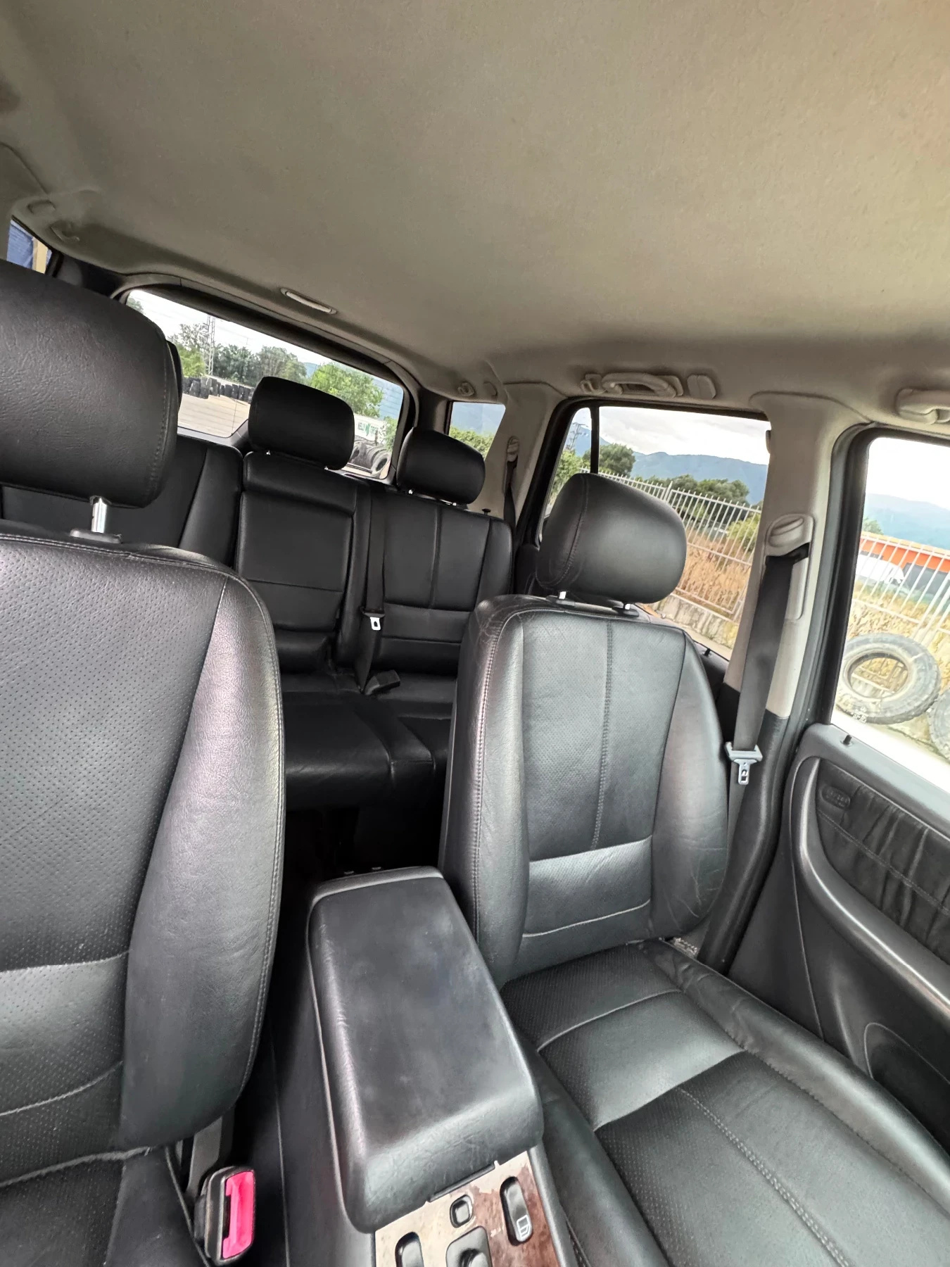 Mercedes-Benz ML 270 Top* Обслужена* , снимка 11 - Автомобили и джипове - 54983973