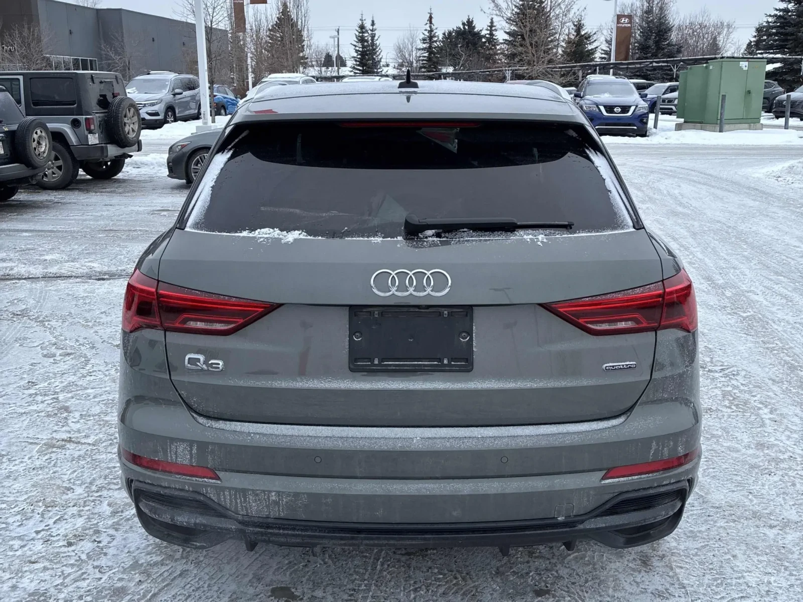 Audi Q3 * CARFAX * ��� ������������ ������ | Mobile.bg � ����������� 4