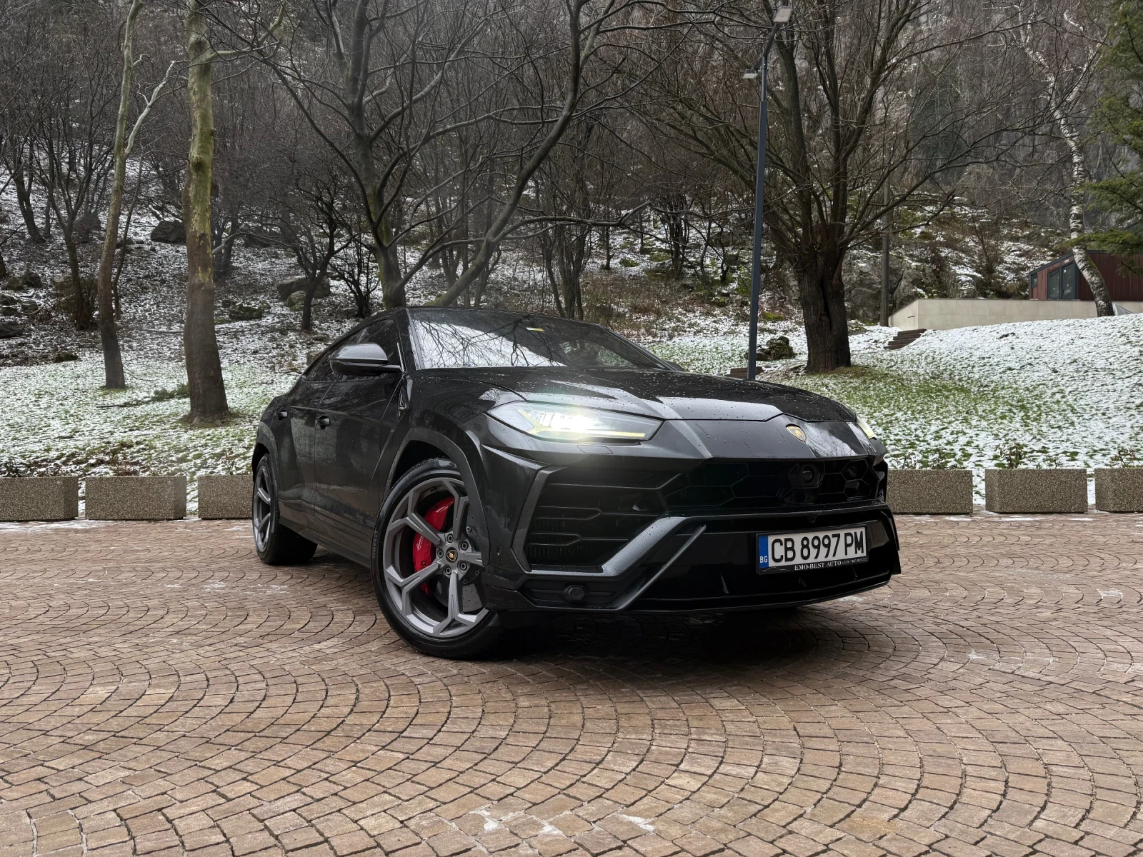 Lamborghini Urus V8* CARBON CERAMIC* AKRAPOVIC* SOFTCL* B&O* HUP* D - изображение 3