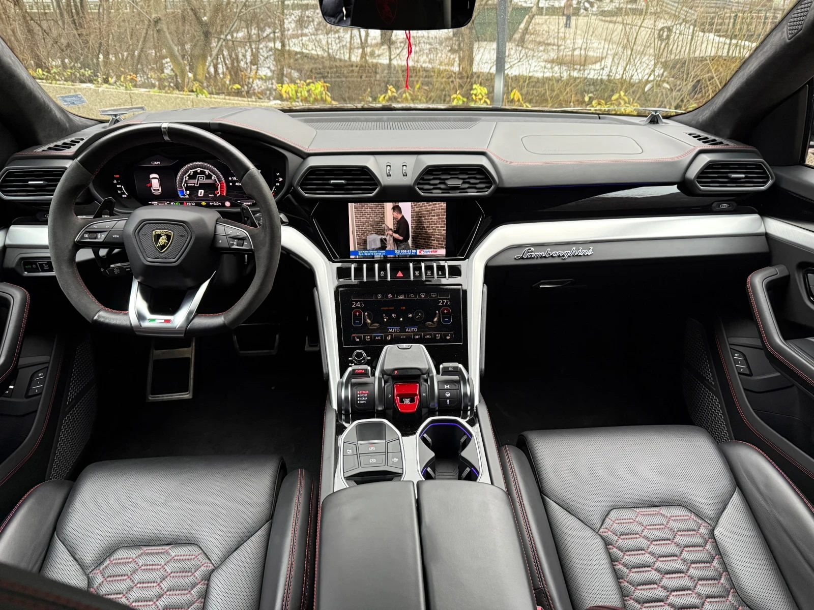 Lamborghini Urus V8* CARBON CERAMIC* AKRAPOVIC* SOFTCL* B&O* HUP* D | Mobile.bg � ����������� 15