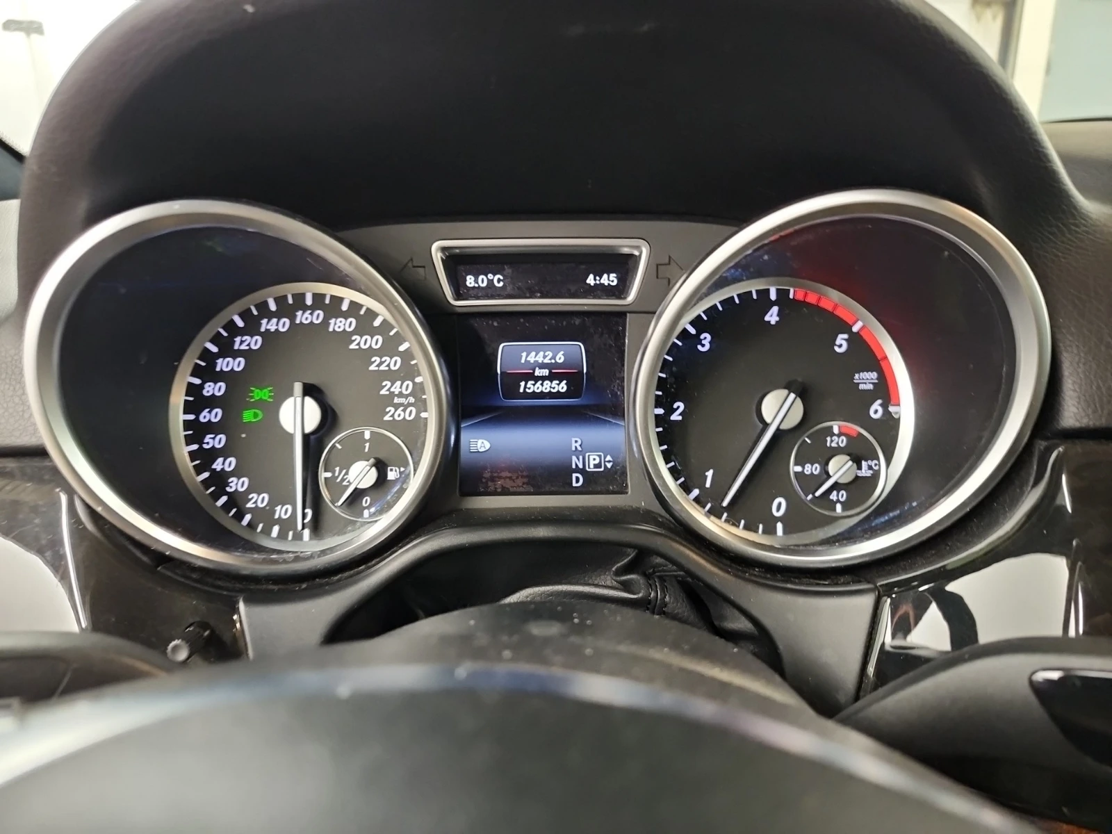 Mercedes-Benz ML 350 4MATIC / ПОДГРЕВИ / ПАНОРАМА / ОТ ПРЕДСТАВИТЕЛСТВО - изображение 9