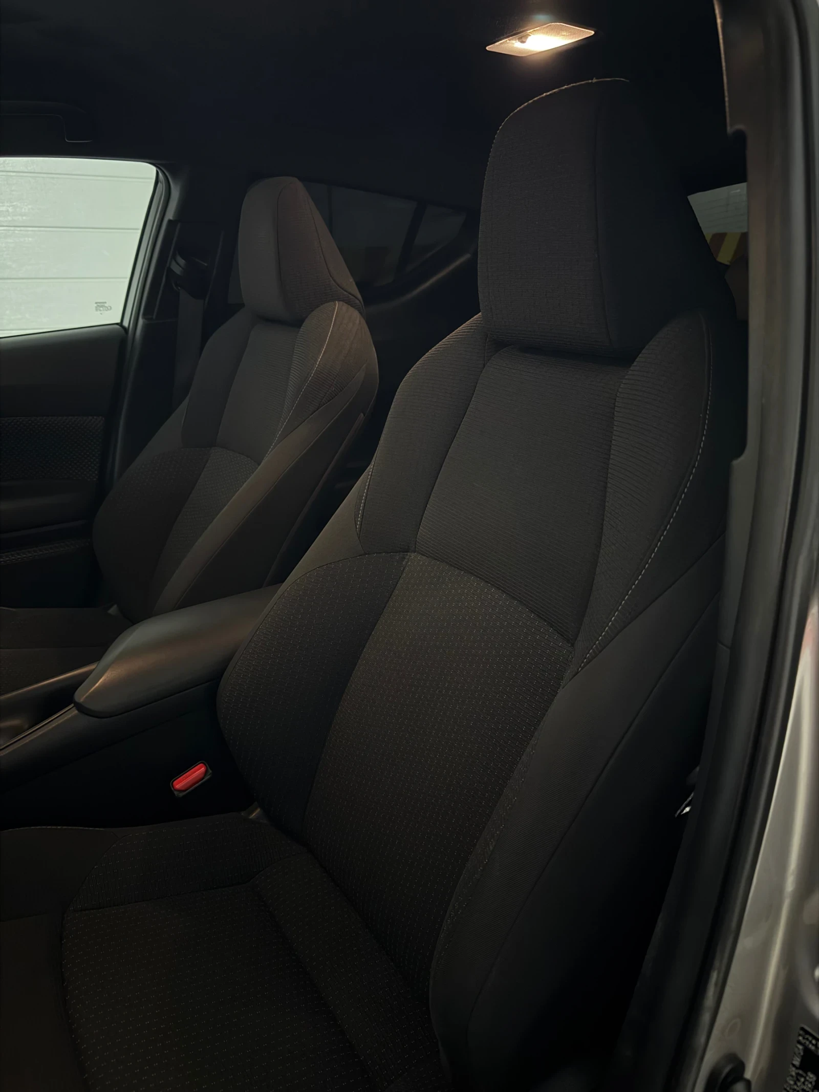 Toyota C-HR, снимка 9 - Автомобили и джипове - 53862361