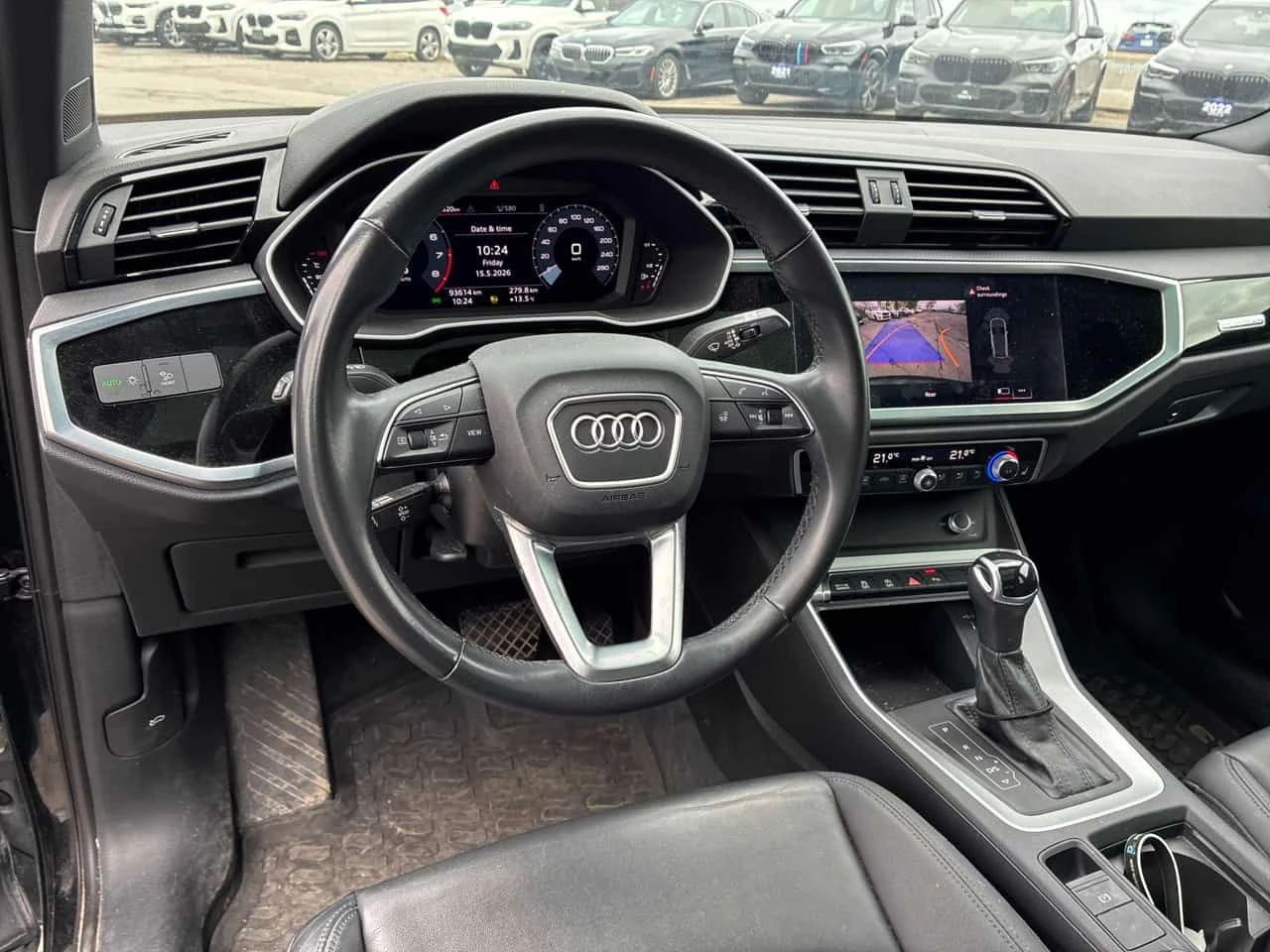 Audi Q3 45 TFSI quattro/ПАНОРАМА/ОТ ПРЕДСТАВИТЕЛСТВО, снимка 12 - Автомобили и джипове - 54572514