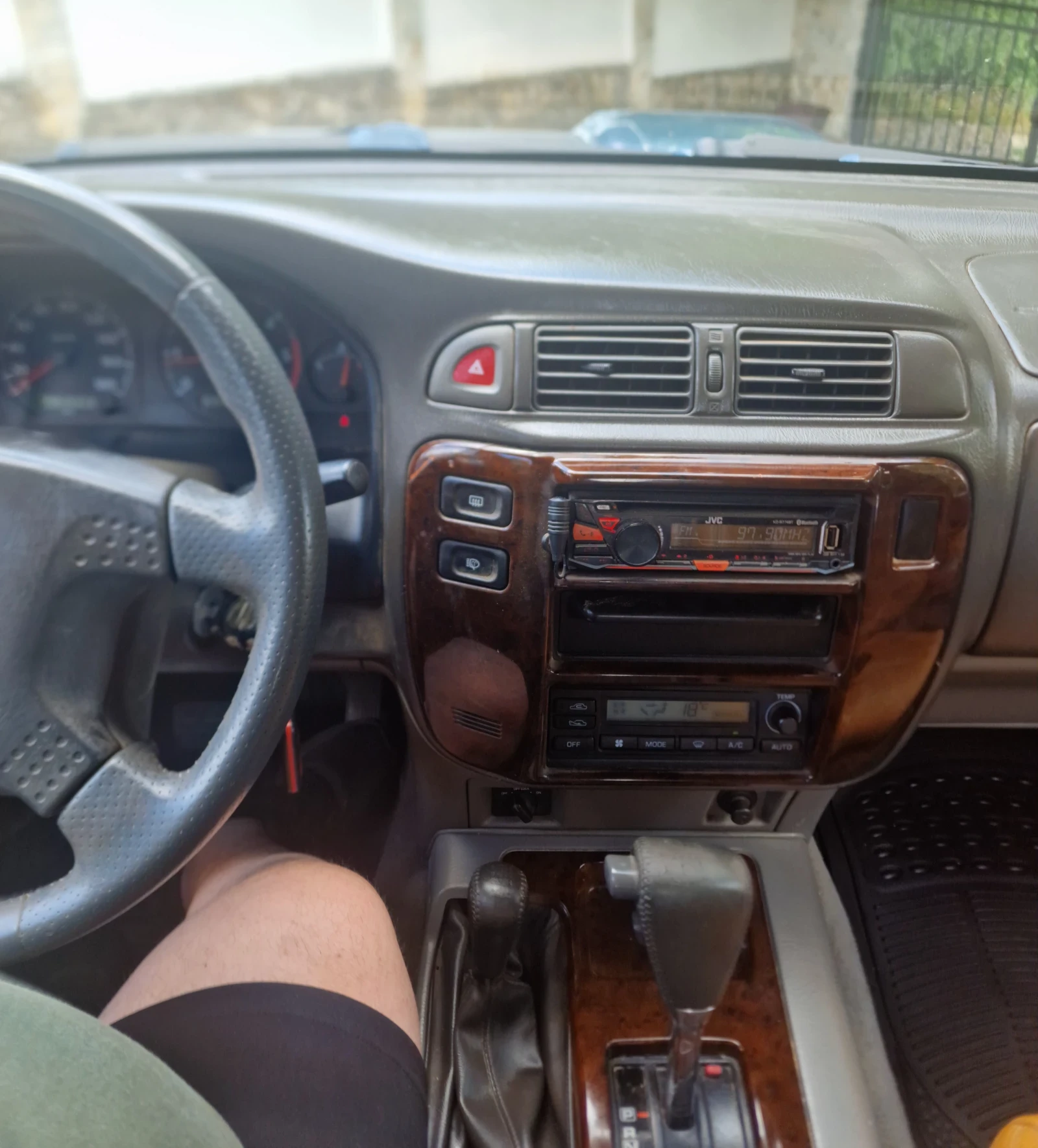 Nissan Patrol, снимка 7 - Автомобили и джипове - 54969833