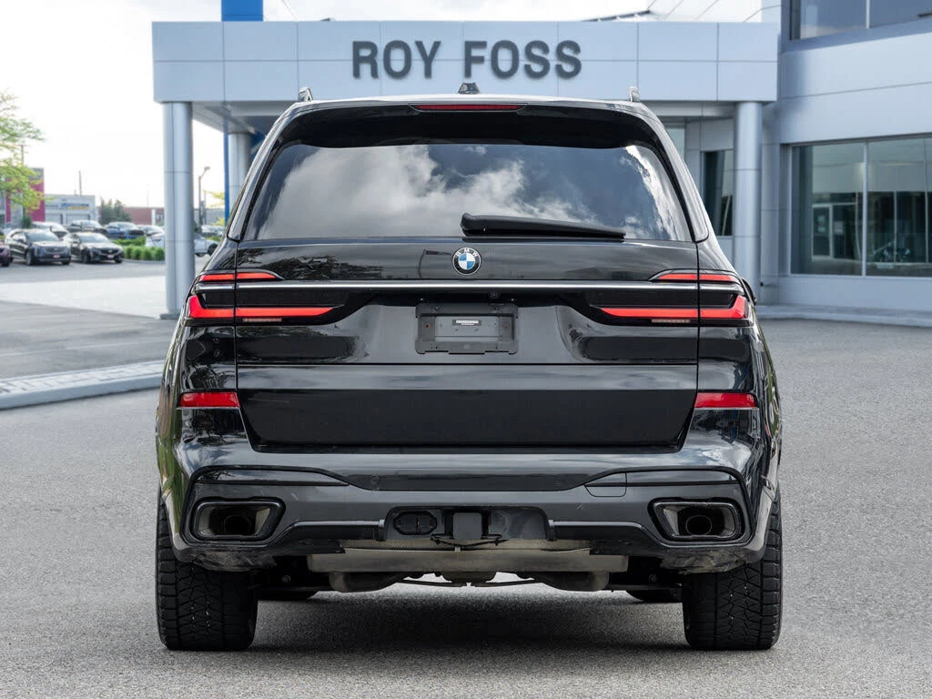 BMW X7 40i* M-SPORT* BOWERS & WILKINS* CARBON* 360 CAM, снимка 4 - Автомобили и джипове - 55085486