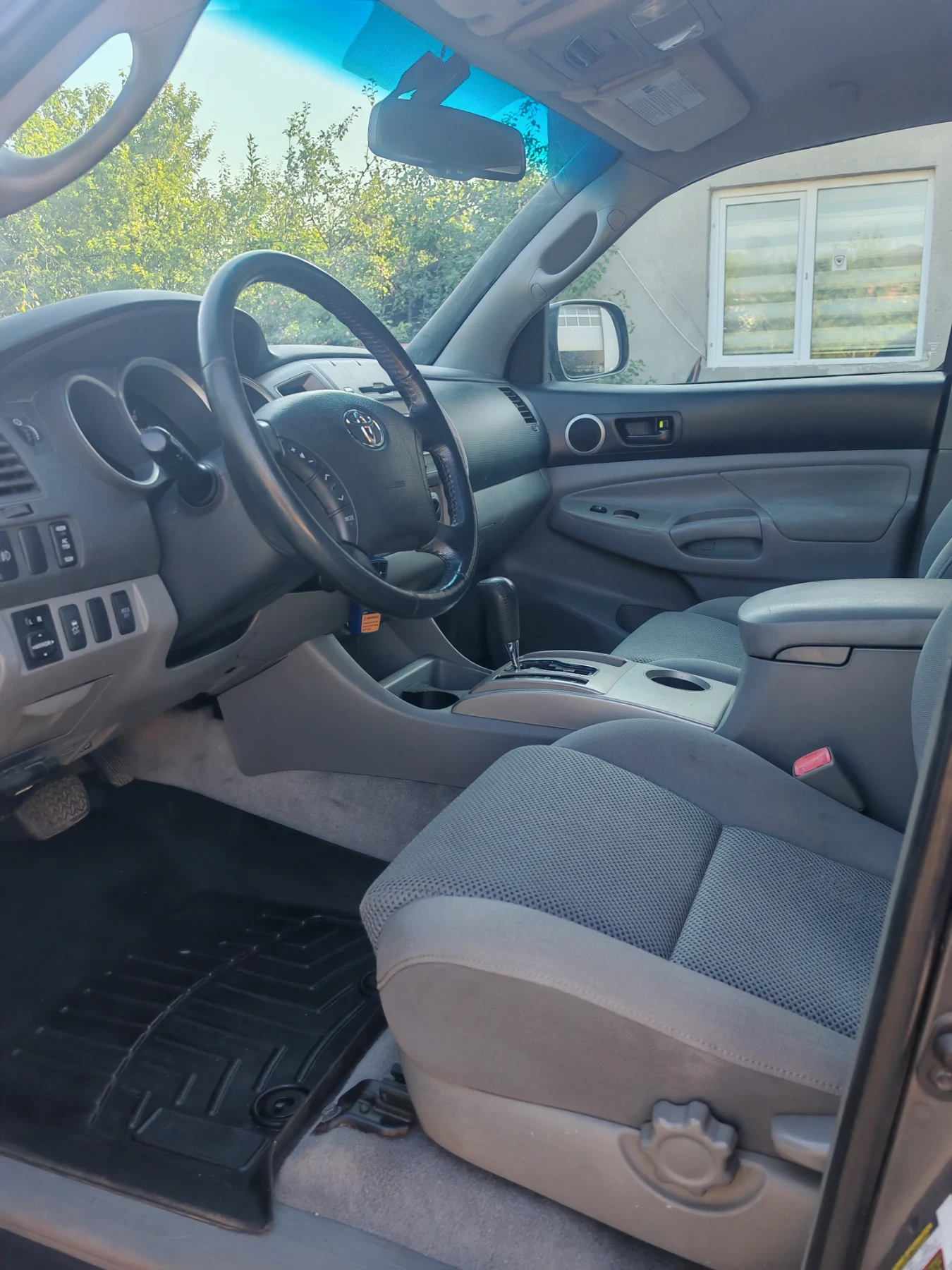 Toyota Tacoma 4.0vvt.i, снимка 9 - Автомобили и джипове - 55536310