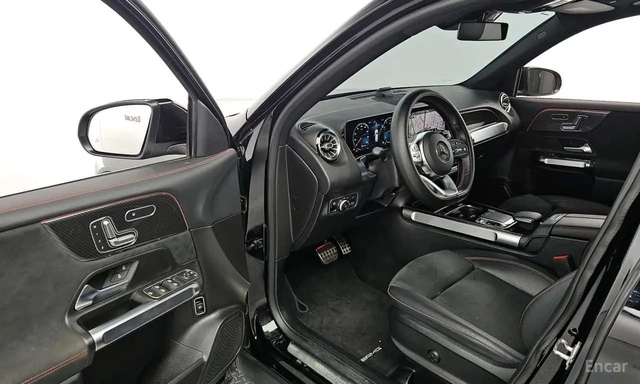 Mercedes-Benz GLB 250 GLB250 4MATIC/ФИНАНСИРАНЕ/АМГ ПАКЕТ, снимка 10 - Автомобили и джипове - 55565860