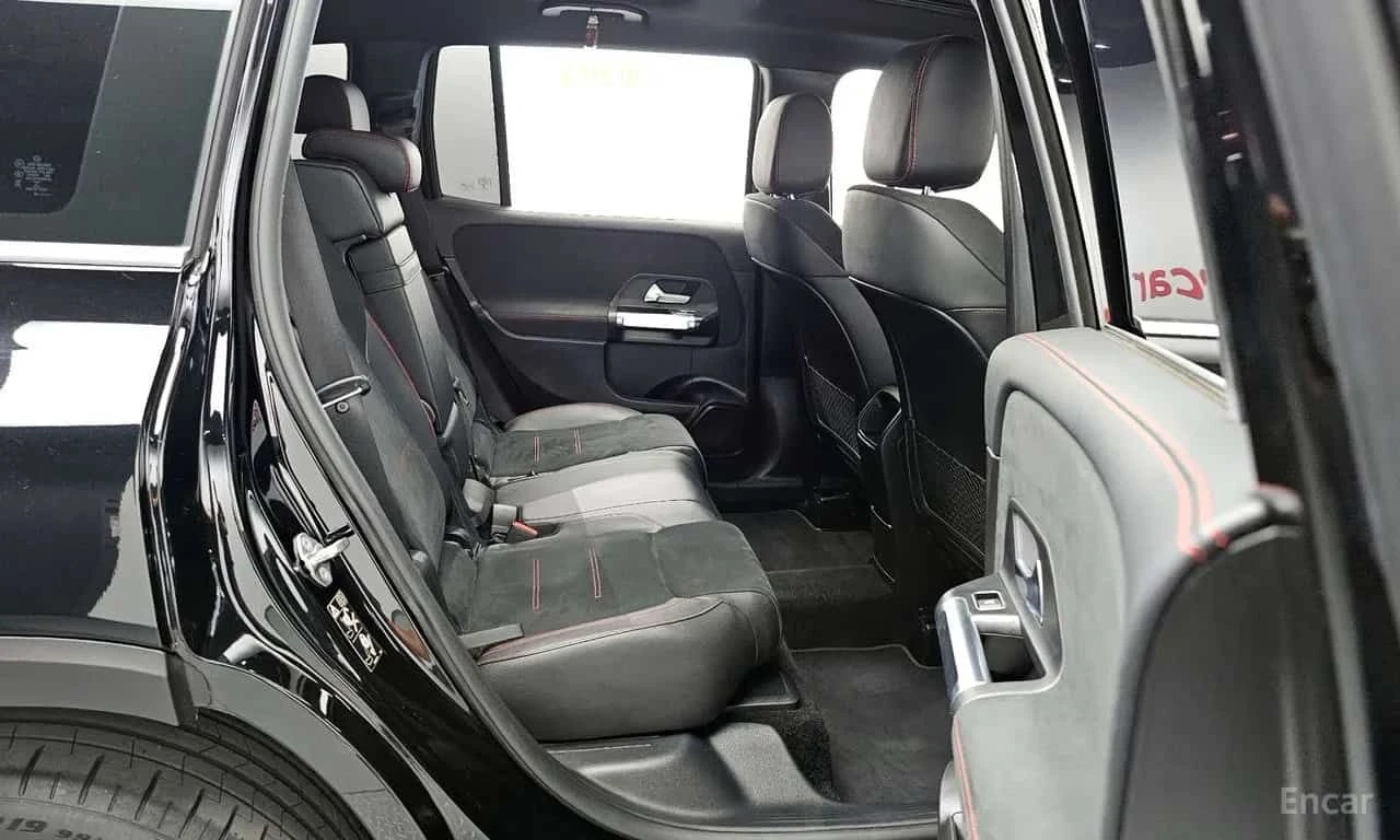Mercedes-Benz GLB 250 GLB250 4MATIC/ФИНАНСИРАНЕ/АМГ ПАКЕТ, снимка 12 - Автомобили и джипове - 55565860