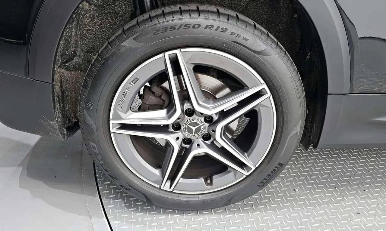 Mercedes-Benz GLB 250 GLB250 4MATIC/ФИНАНСИРАНЕ/АМГ ПАКЕТ, снимка 5 - Автомобили и джипове - 55565860