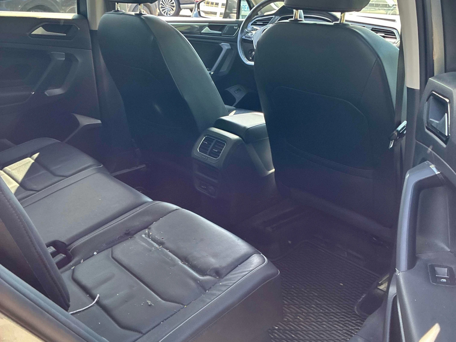 VW Tiguan * Highline * CARFAX * ЦЕНА ДО БГ, снимка 15 - Автомобили и джипове - 55838214