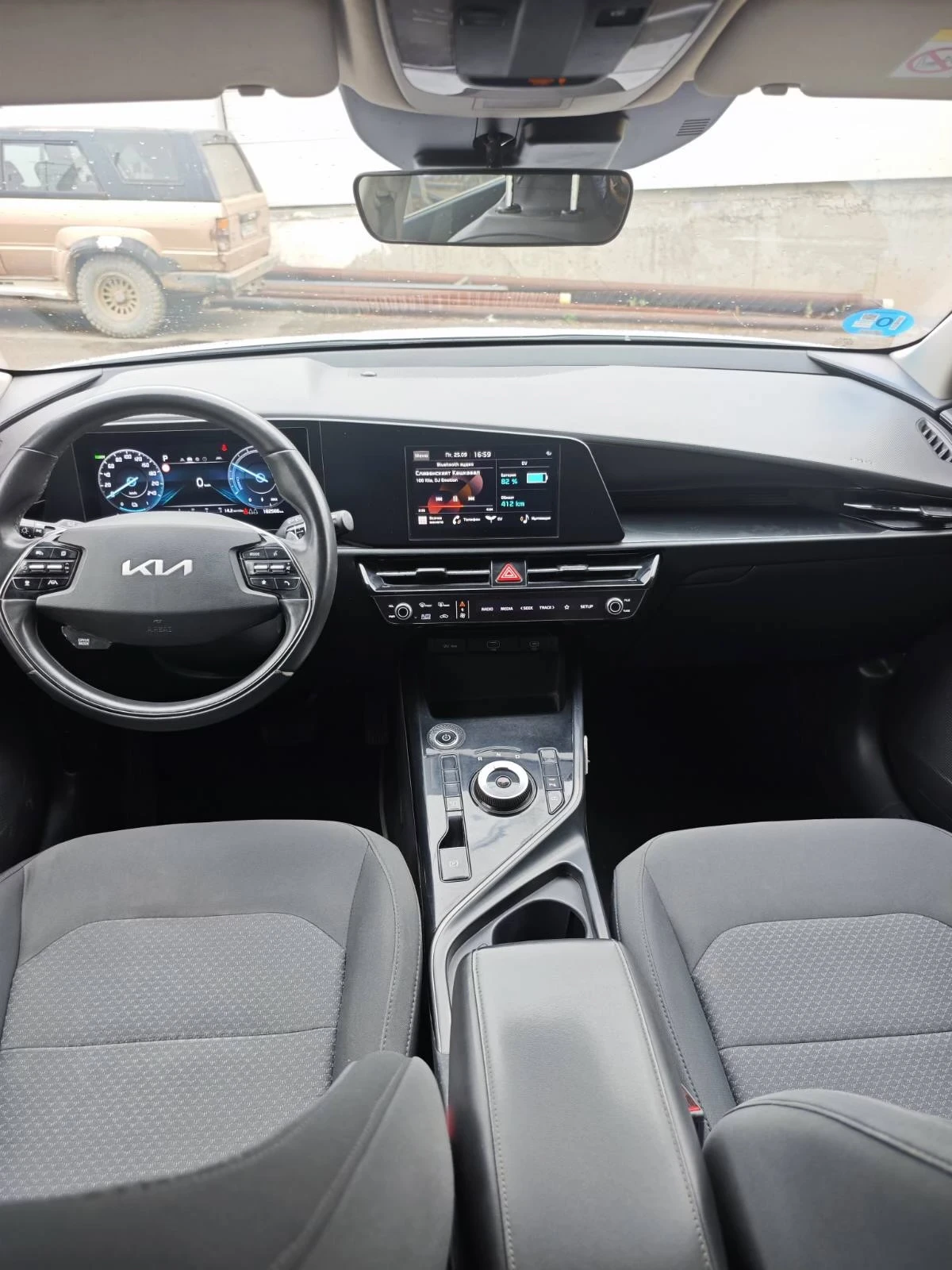 Kia Niro 65kWh SOH 97.2%, снимка 7 - Автомобили и джипове - 56227035